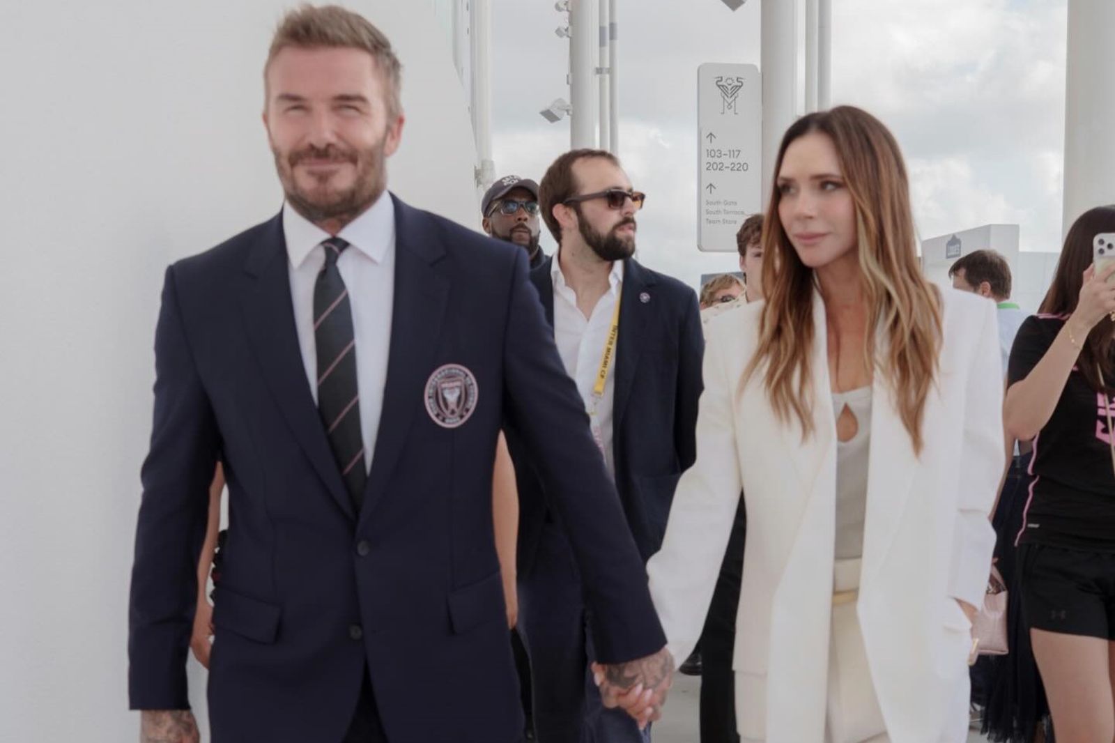 維多莉亞「貝克漢家變」首發聲！全程不提布魯克林名　強調「努力成為最好的父母」