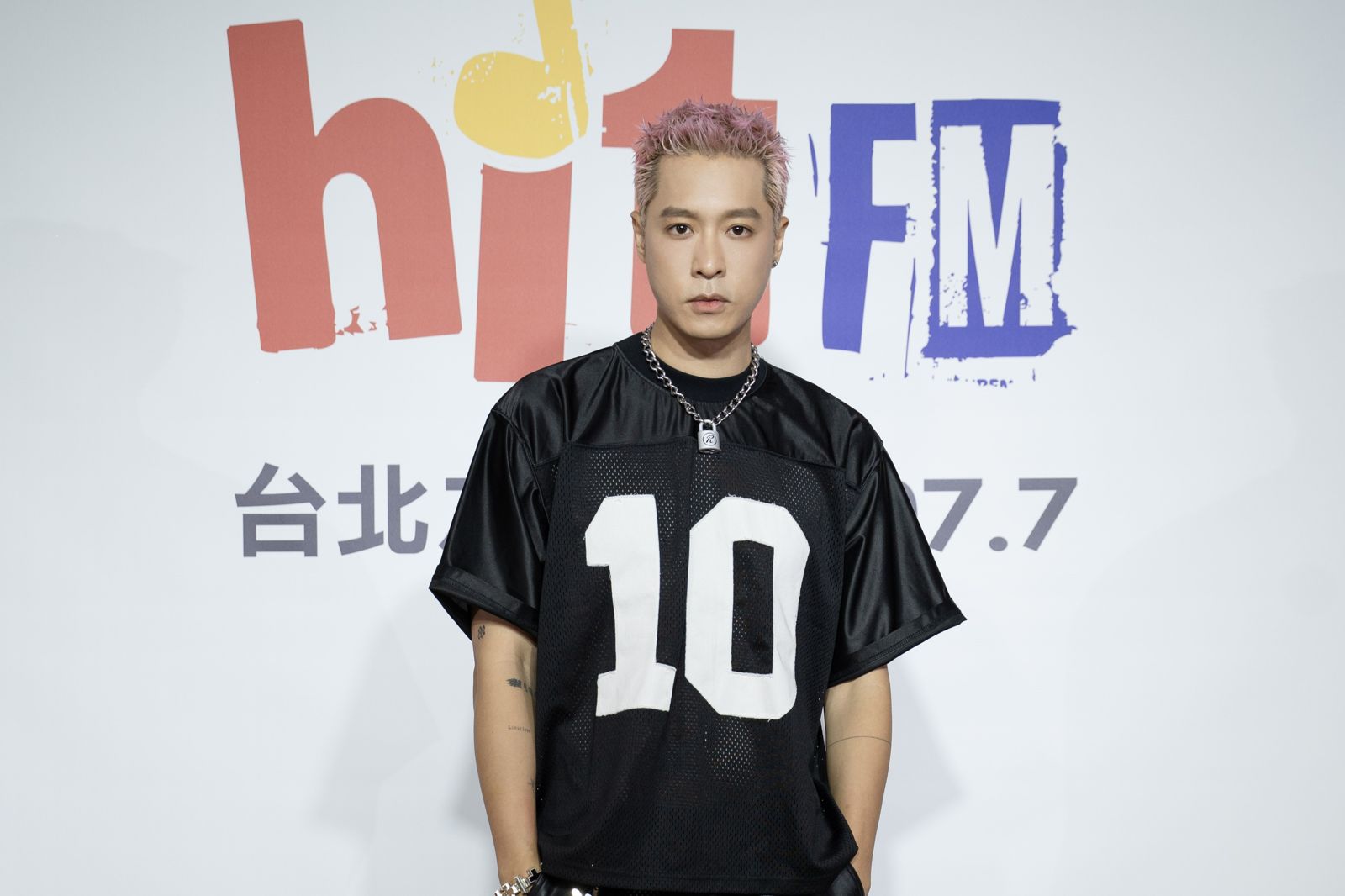 周湯豪自爆「戀愛I人」怕女生追　不談戀愛媽媽比莉反應曝光