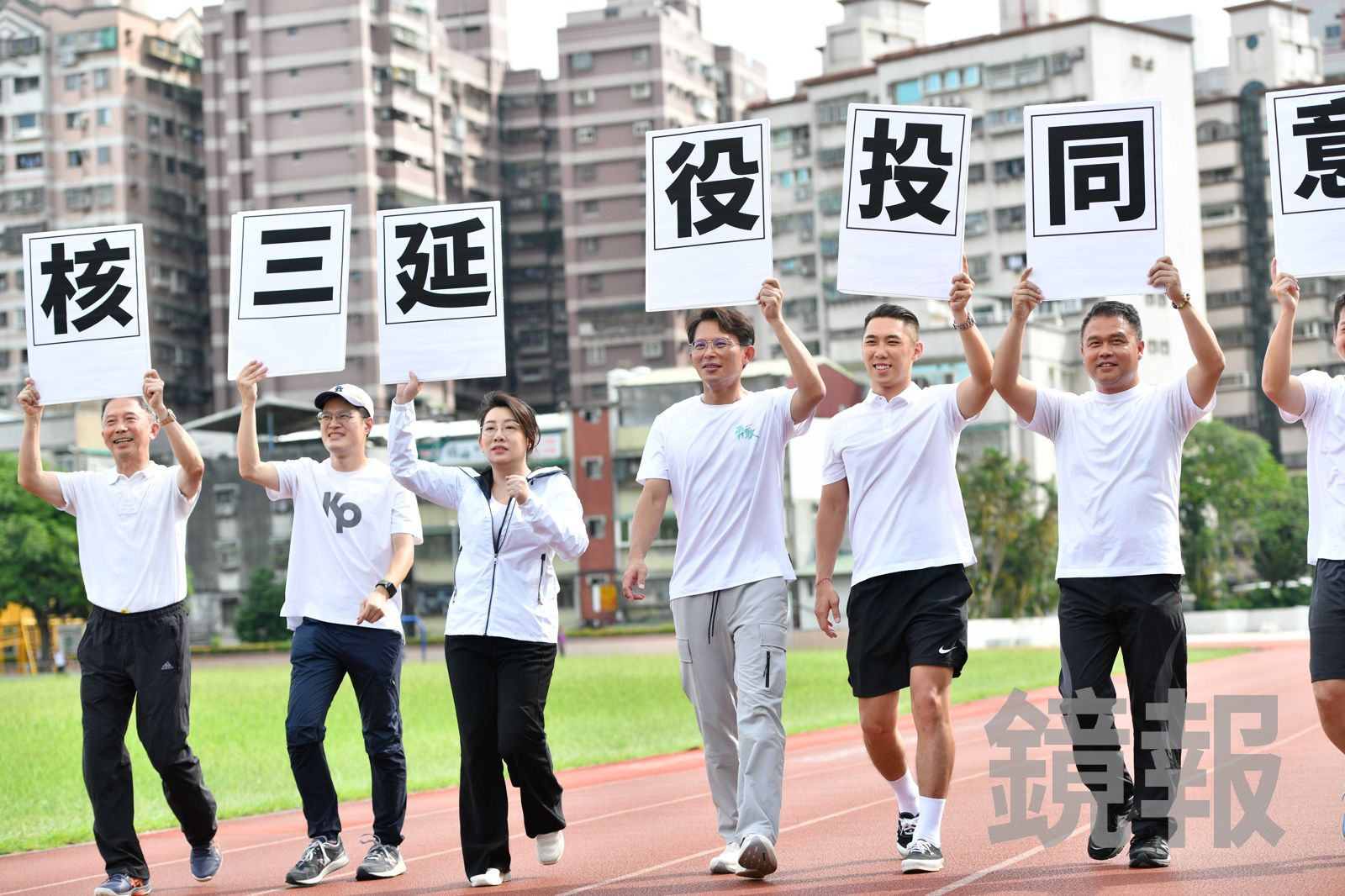 民眾黨為重啟核三公投盡心盡力,綠委憂心藍白聯手催票要突破25%門檻並非難事。(資料照片/李智為攝)
