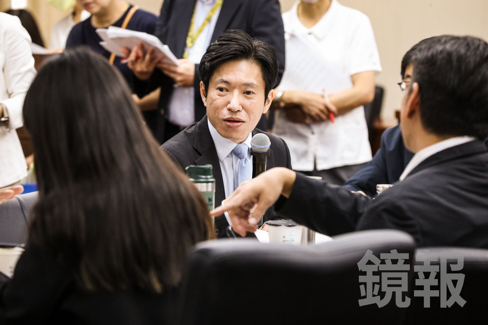 公視預算遭提案刪凍逾10億 張惇涵喊話在野:懸崖勒馬、三思而後行