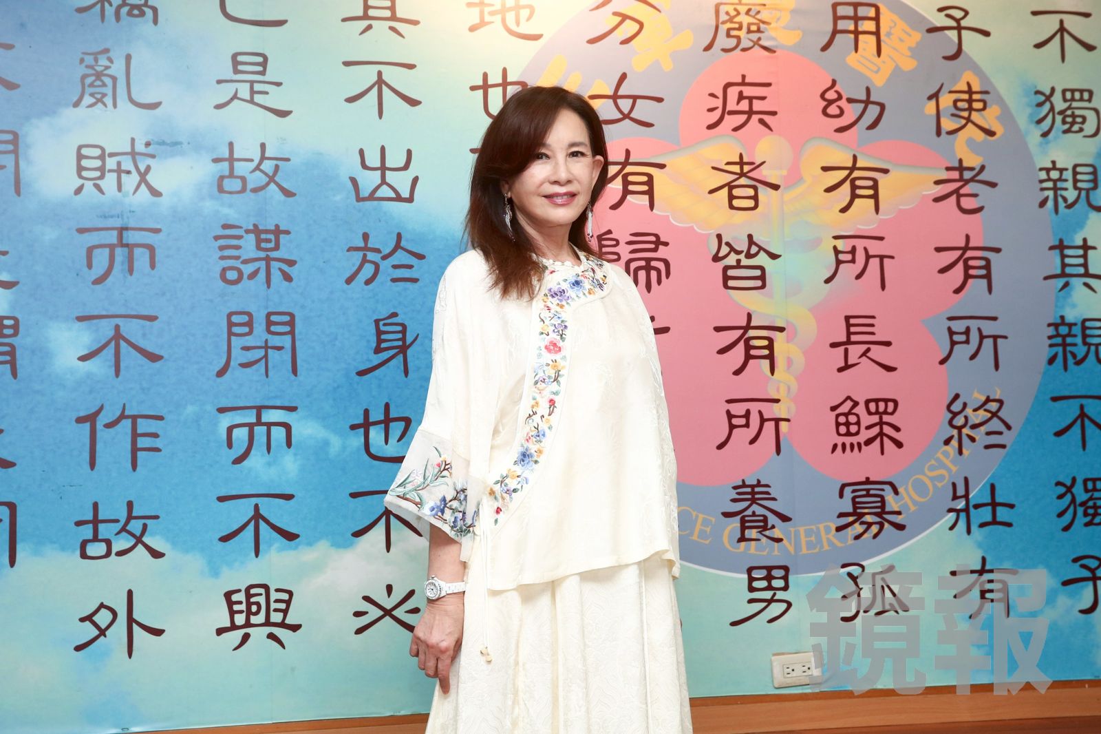直擊/孟耿如離台赴英近況曝光!乾媽周丹薇鬆口「1句話」 真實現況全說了