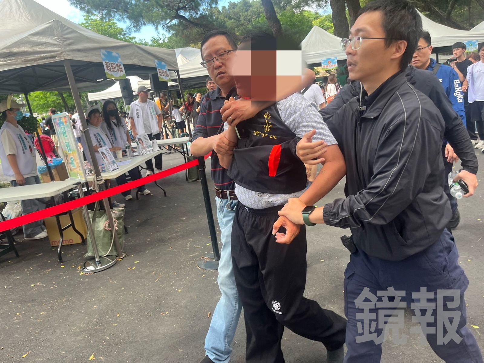 朝柯文哲頭上砸蛋!「吃屎哥」遭逮 8萬保金湊不出降到1萬才放人