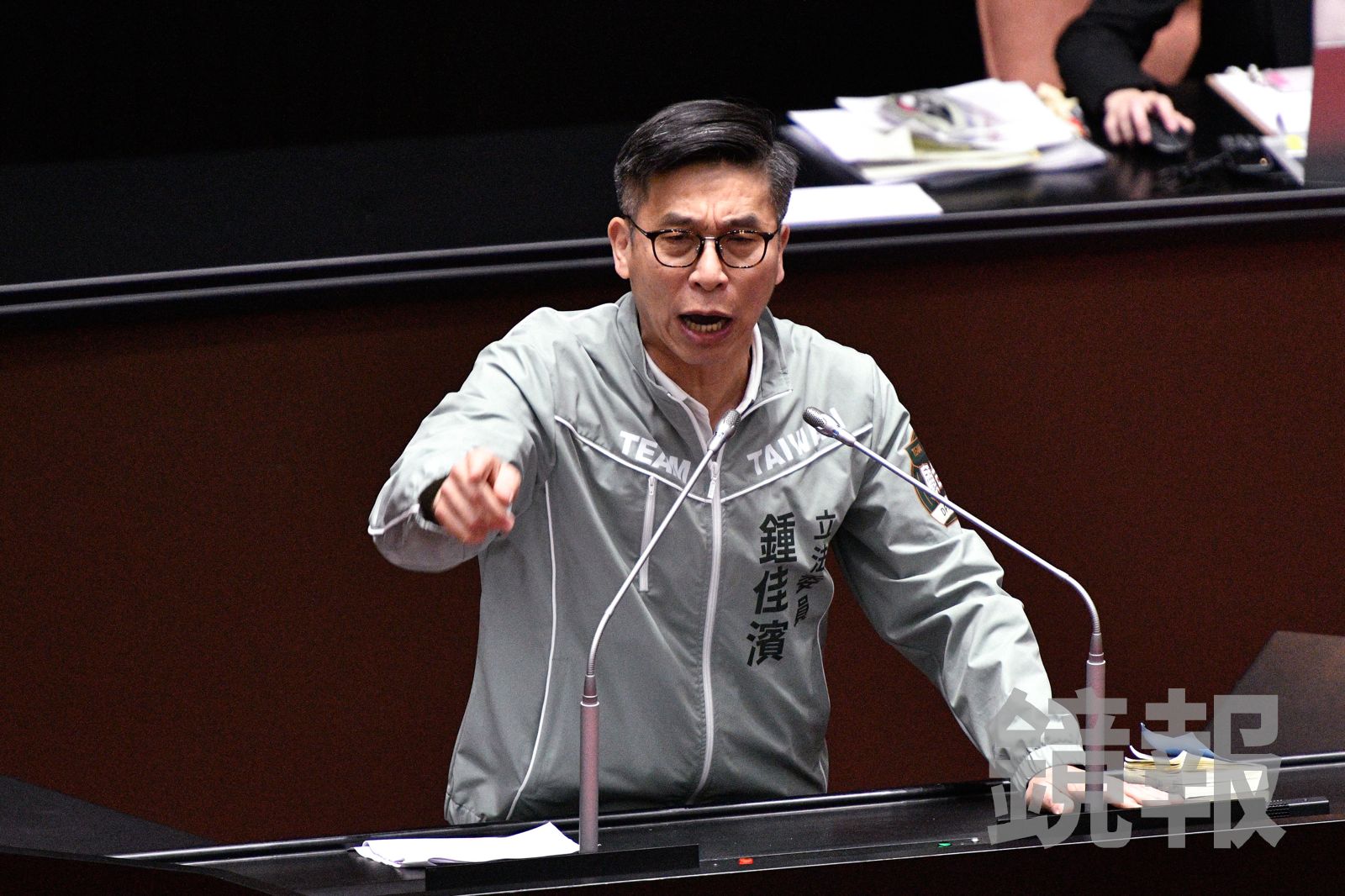 中共下通牒「統一後再無中華民國」　鍾佳濱揭藍白「詐騙三部曲」：騙不下去了