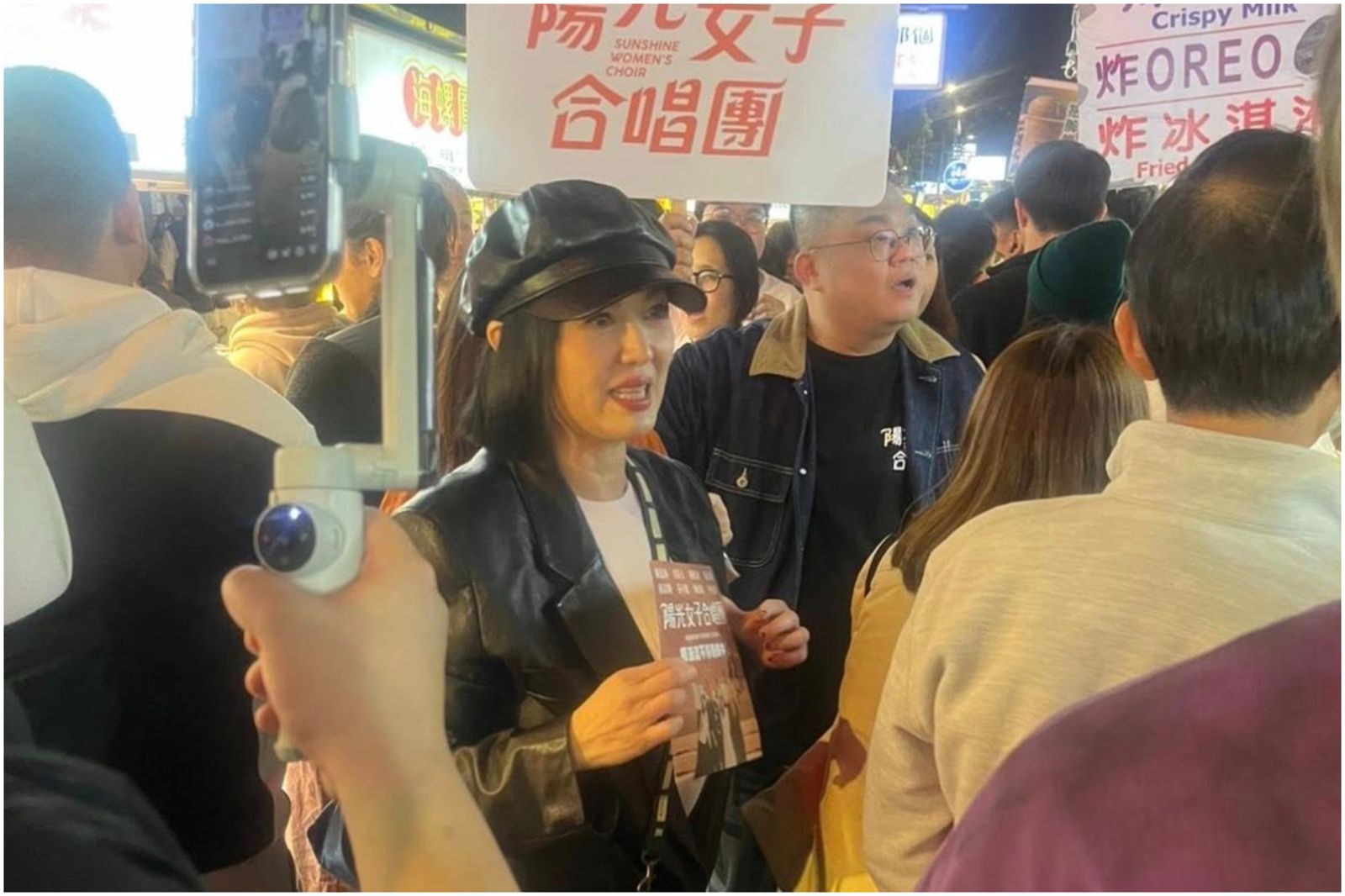 苗可麗夜市被民眾「討罵」！當眾重現8點檔連珠炮　戲院惹觀眾「全妝哭到素顏」