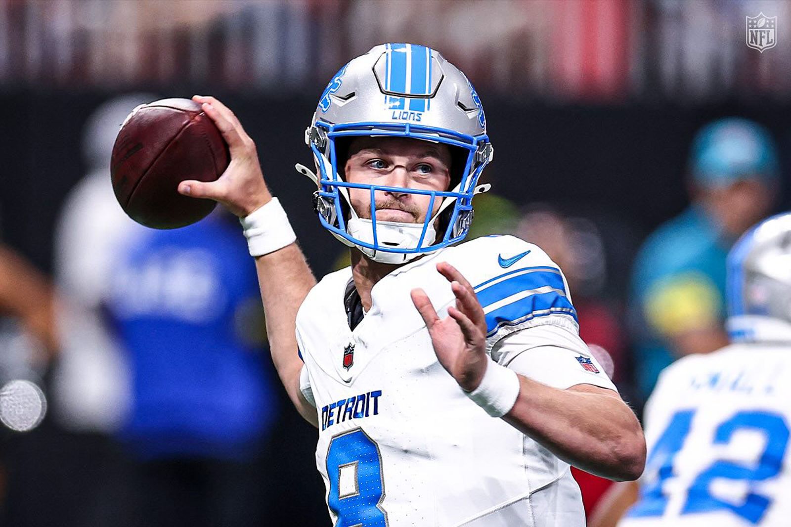 四分衛是球隊大腦,幾乎決定比賽成敗。圖/翻攝自NFL FB