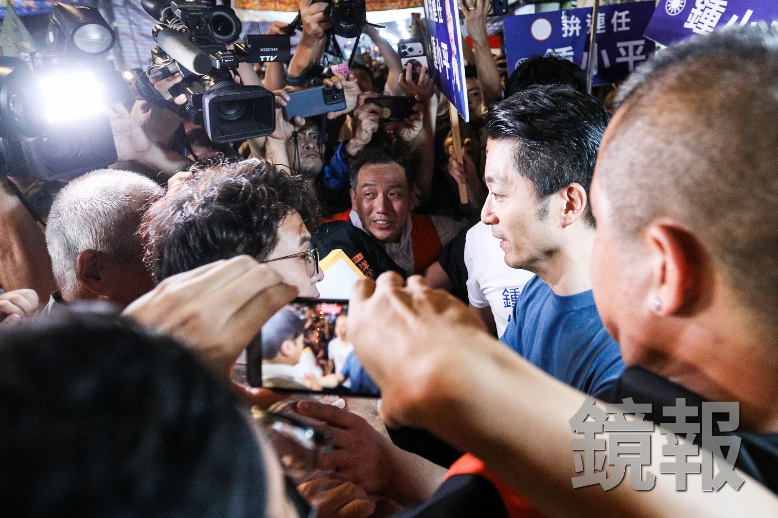 大場面來了!沈伯洋、蔣萬安同場強碰頭 兩人握手講話1分鐘討論「這件事」