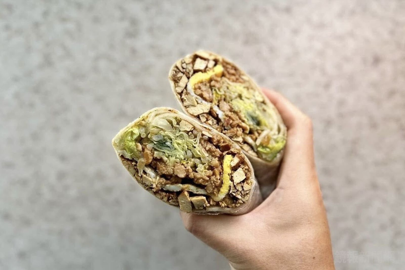 開胃握便當1／炎夏救星！潤滿堂打拋豬潤餅涮嘴又飽足