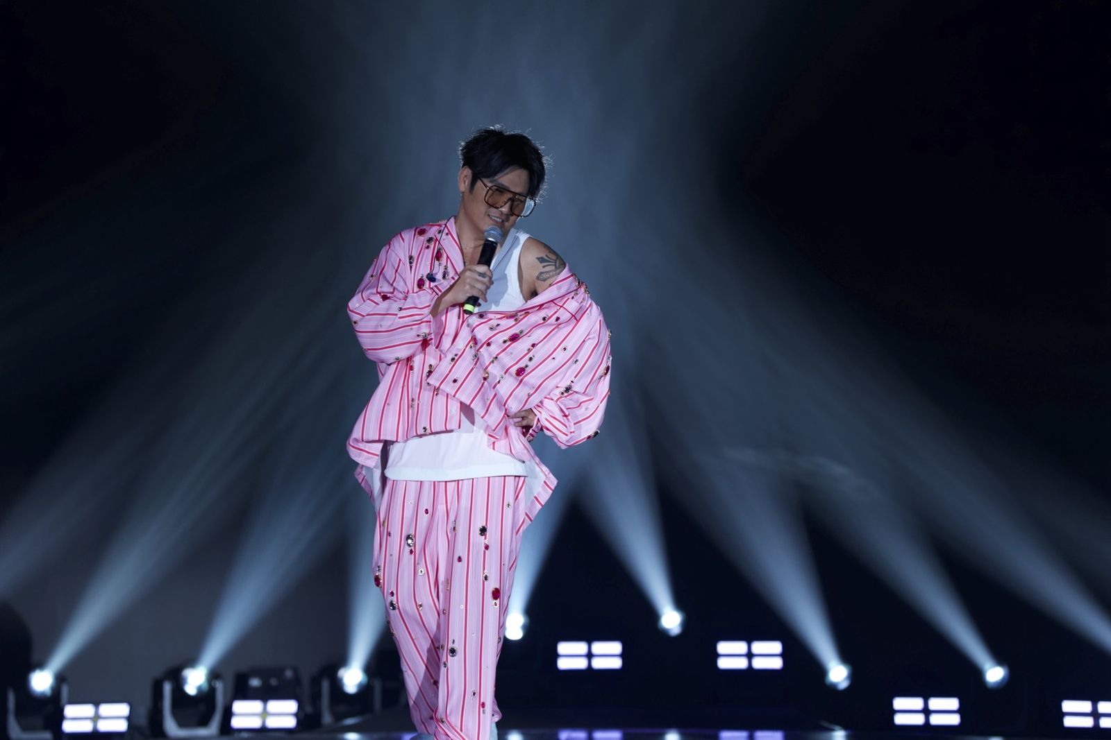 曹格唱一半崩潰痛哭！公開分享「寂寞不好」　離婚4年吐真實心聲