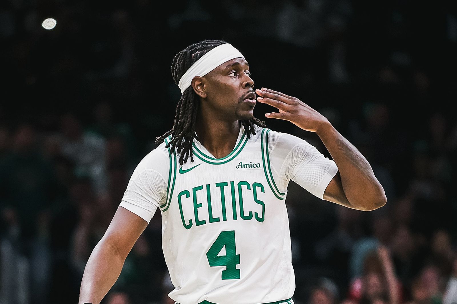 NBA／節省豪華稅　塞爾提克送走假日哥