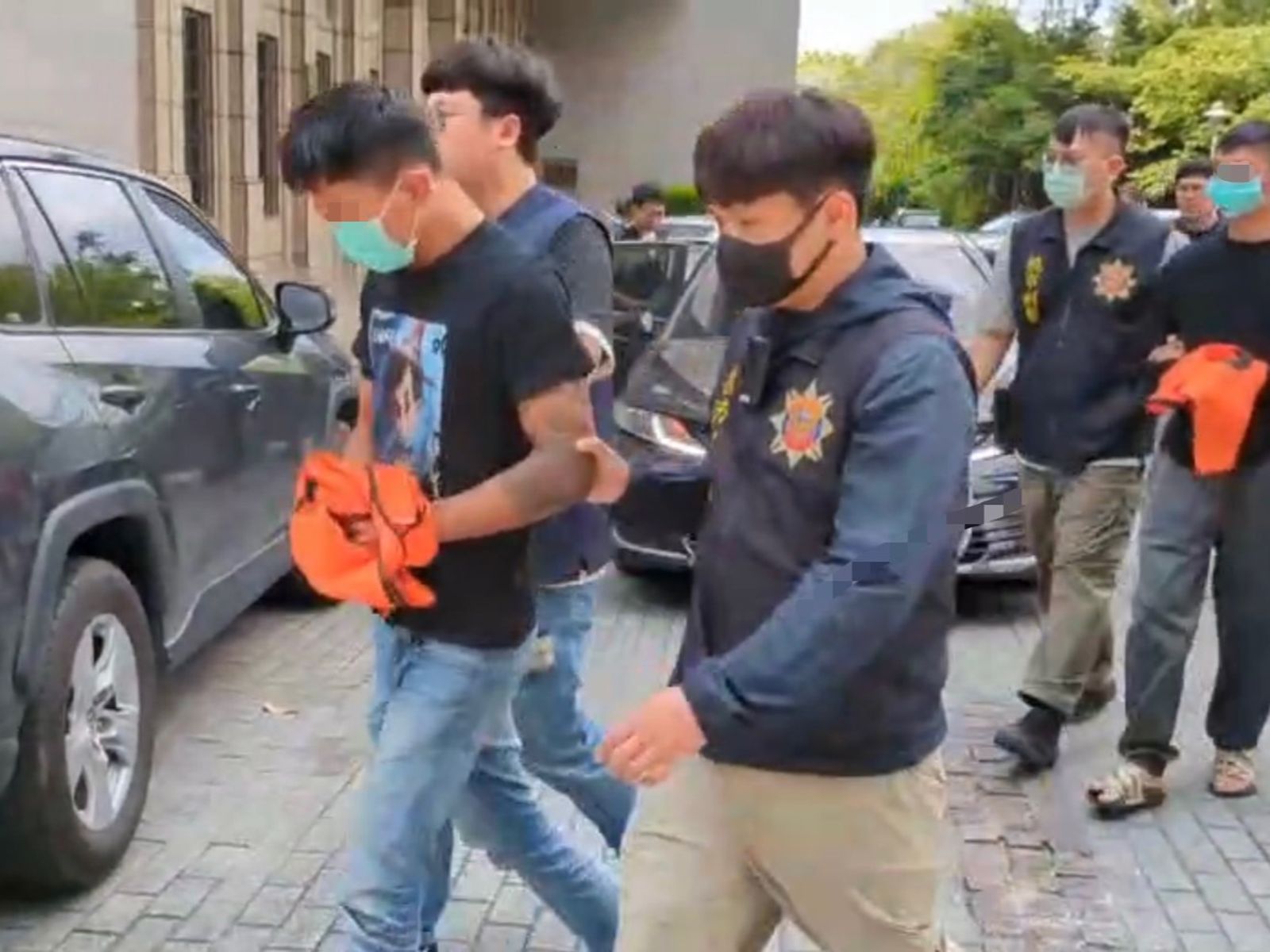 蝦皮智取店爆大型竊案！桃竹苗近30店受害　13竊賊「變造車牌偷500萬」10人收押