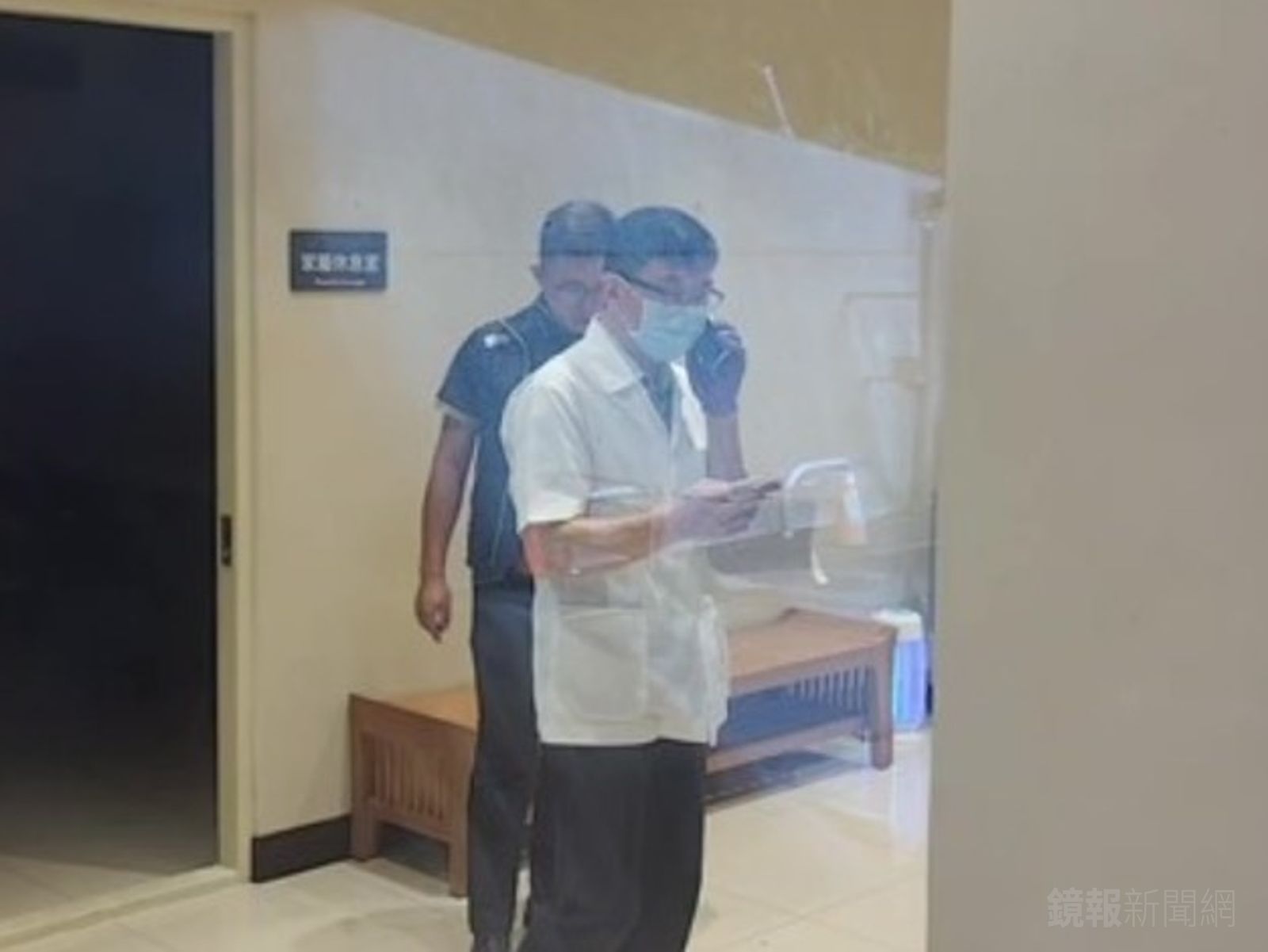 檢方今天在北市懷愛館相驗遺體。翻攝畫面