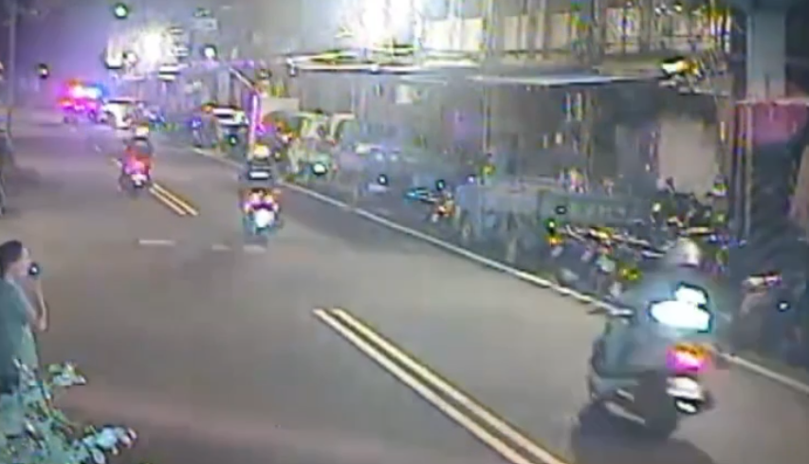 三重警匪追逐！詐欺車手拒捕飆逃　警連轟22槍炸街