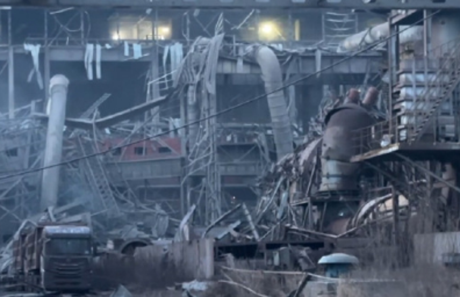 包頭稀土鋼板廠大爆炸釀2死8失聯84傷　「蕈狀雲」衝天、民宅玻璃全碎