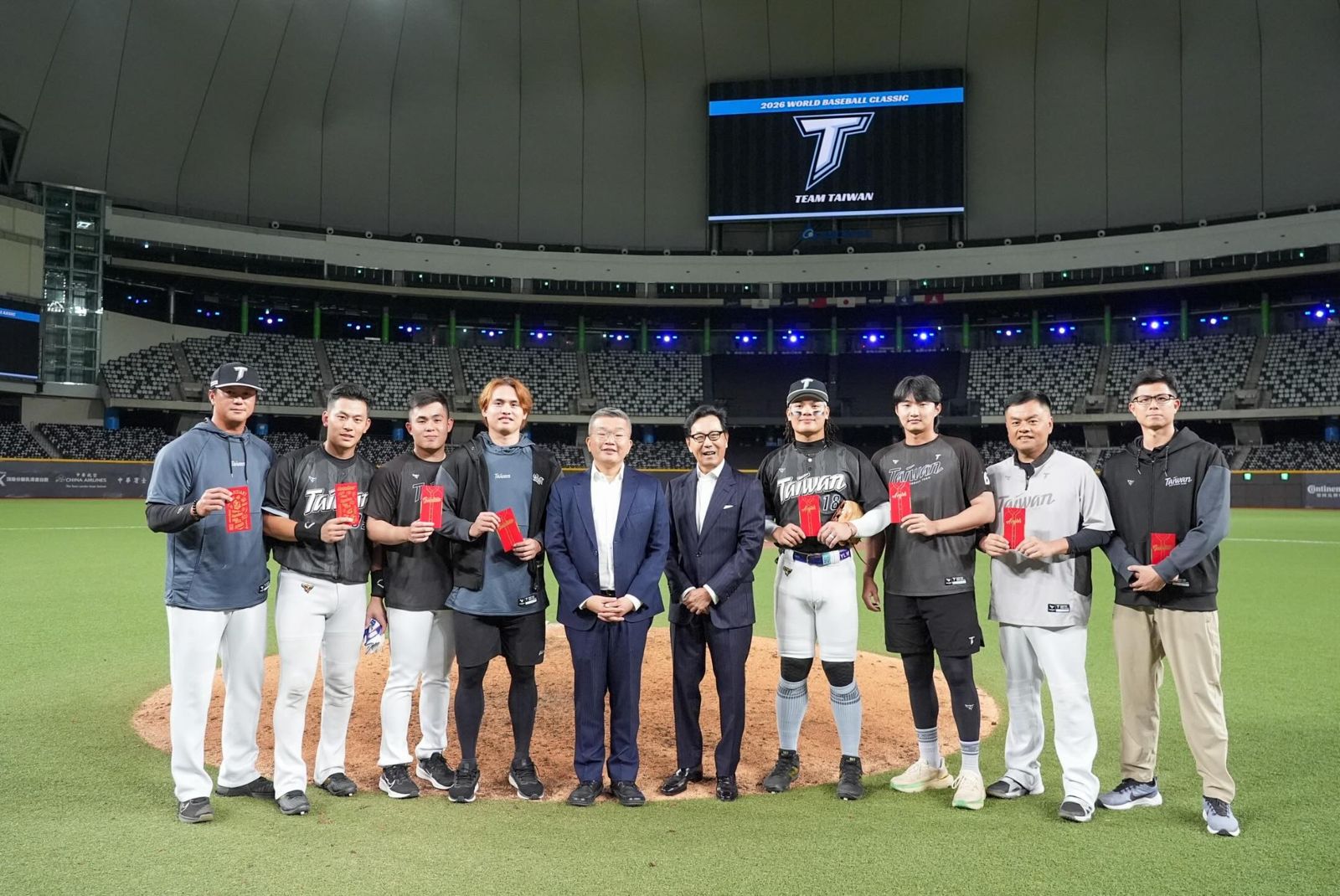 肯定為國爭光!富邦悍將重賞自家台灣隊成員 張育成等4人各獲50萬元獎金