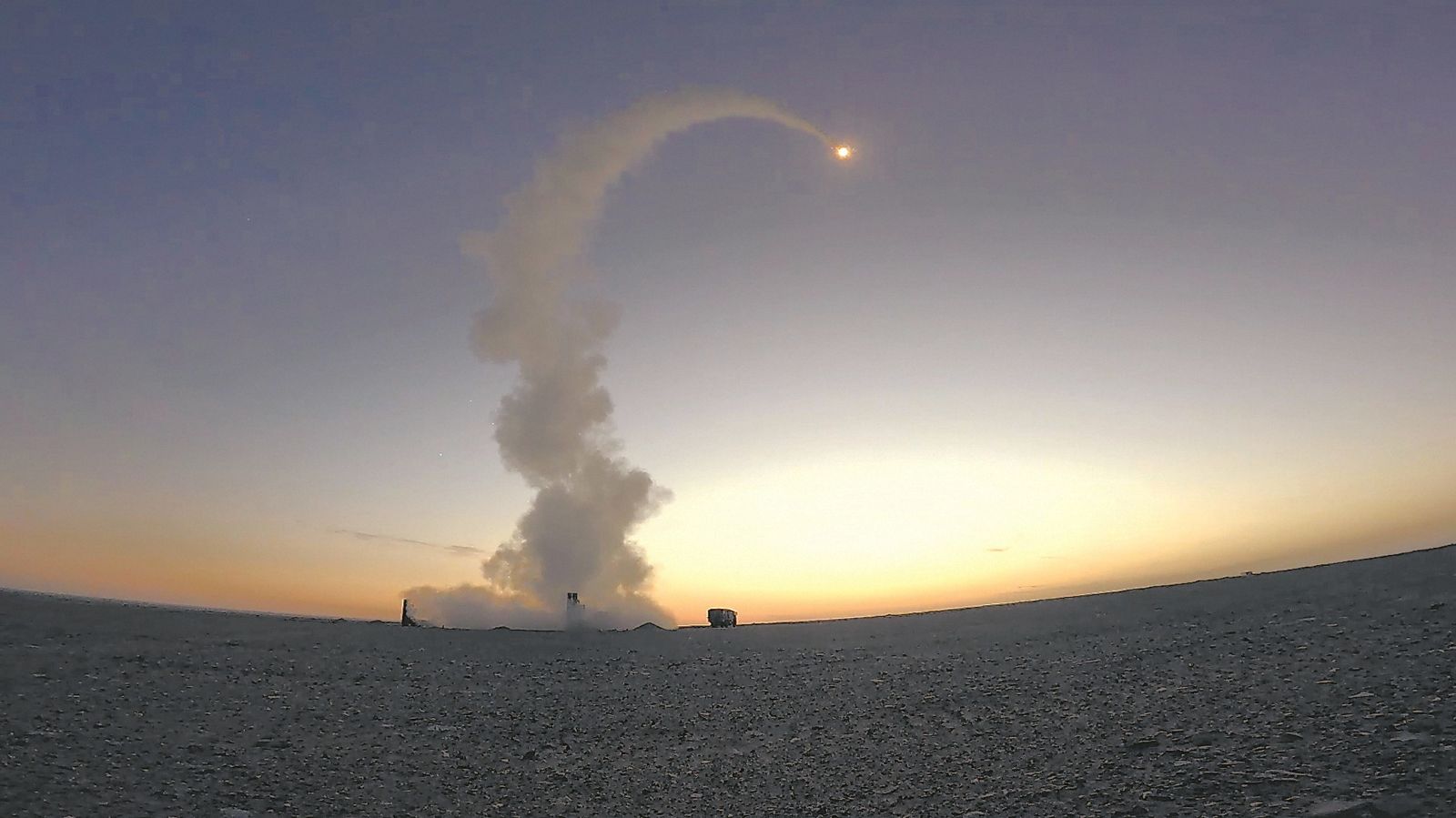 上個月，中共釋出東部戰區空軍地導某旅導彈發射照片。圖／中共國防部官網
