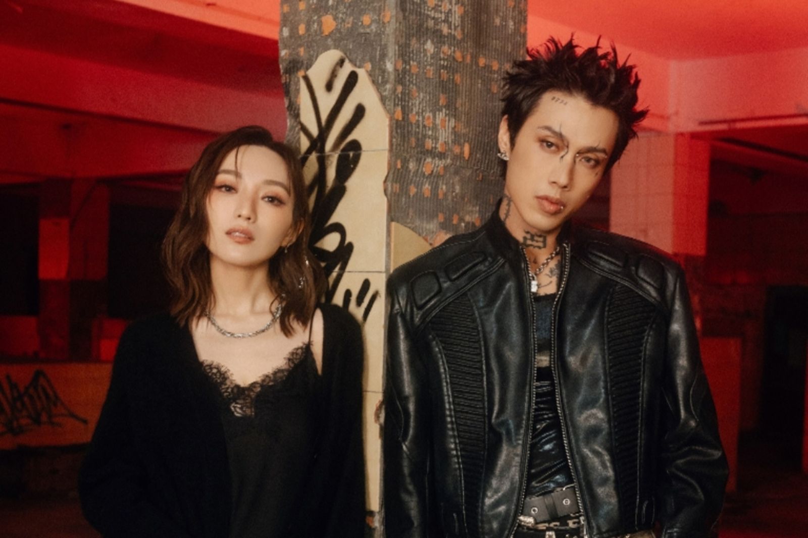 體感溫僅8度！閻奕格穿薄紗火辣合體金曲樂團人夫