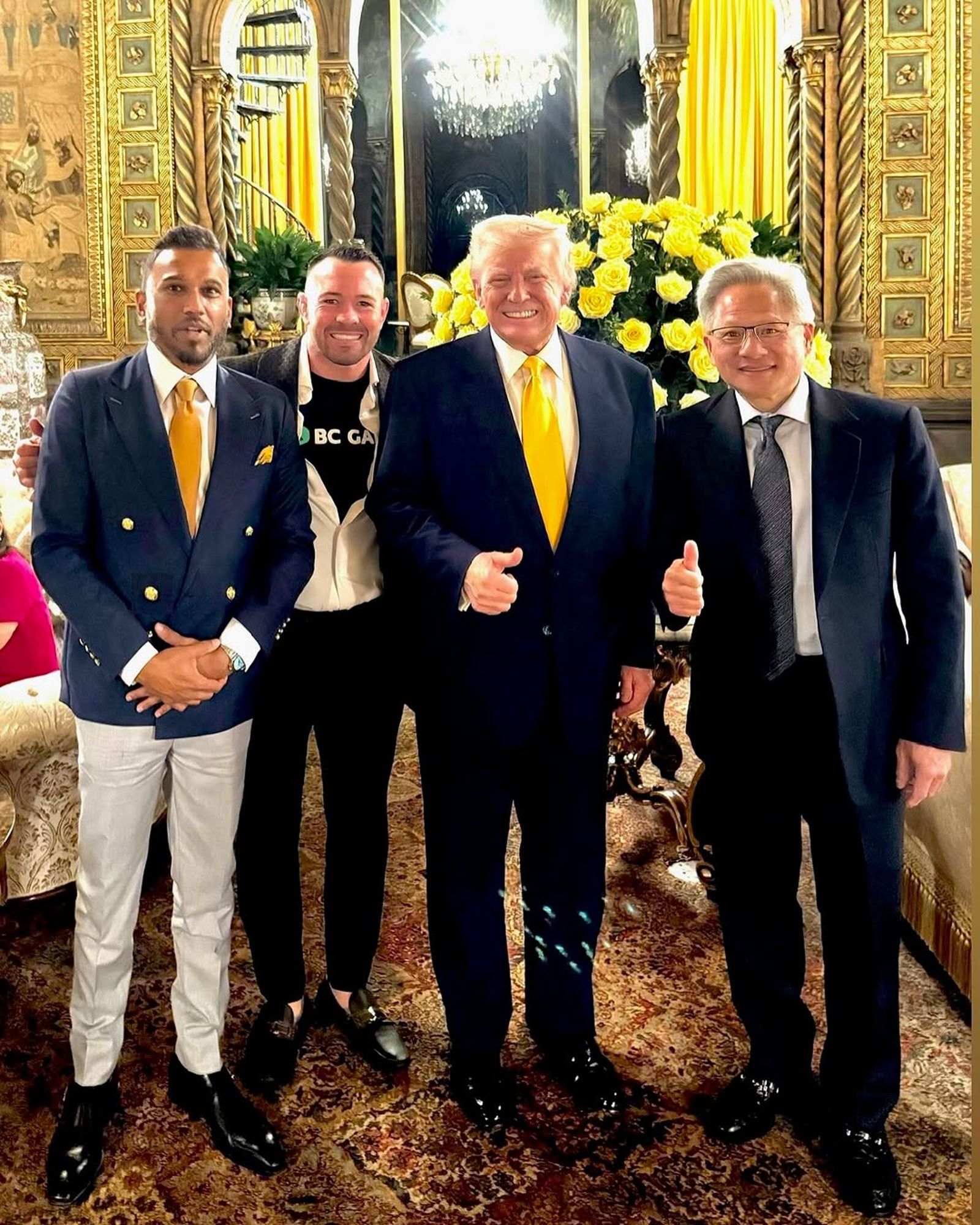 黃仁勳在4月初與川普會面時身穿西裝。（翻攝自newyorker IG）