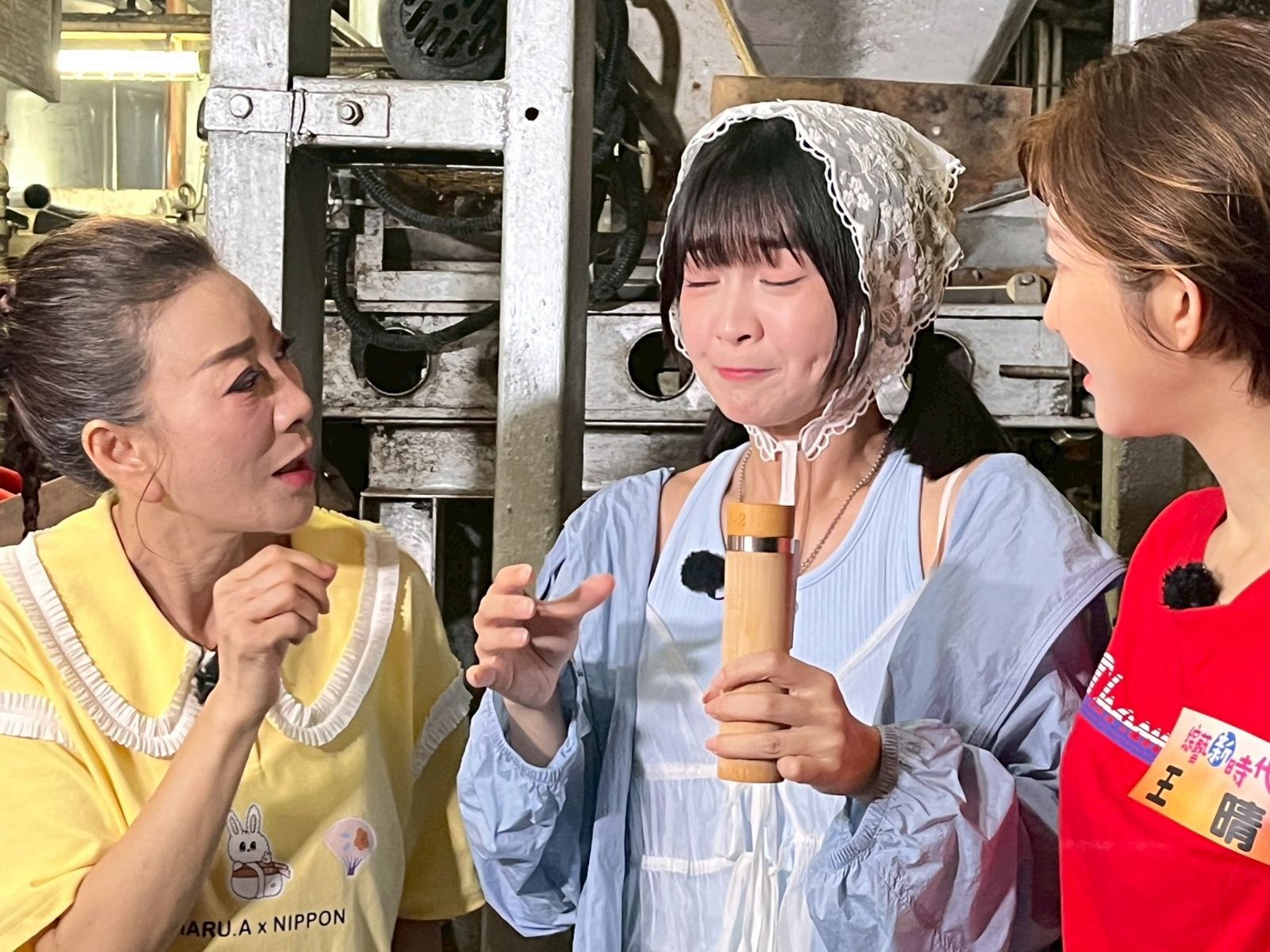 籃籃評價二鍋頭溫溫熱熱的。民視提供