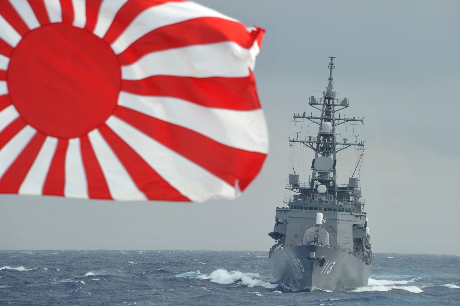 日本過往專守防禦的角色也正在劇烈的發生轉變。日本海上防衛廳臉書