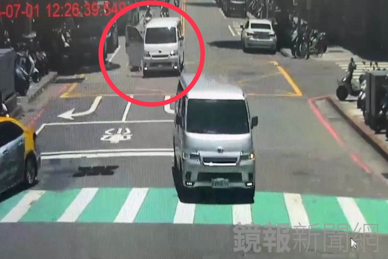 影／新店女子遭持刀強押上車？　警方調查曝真相