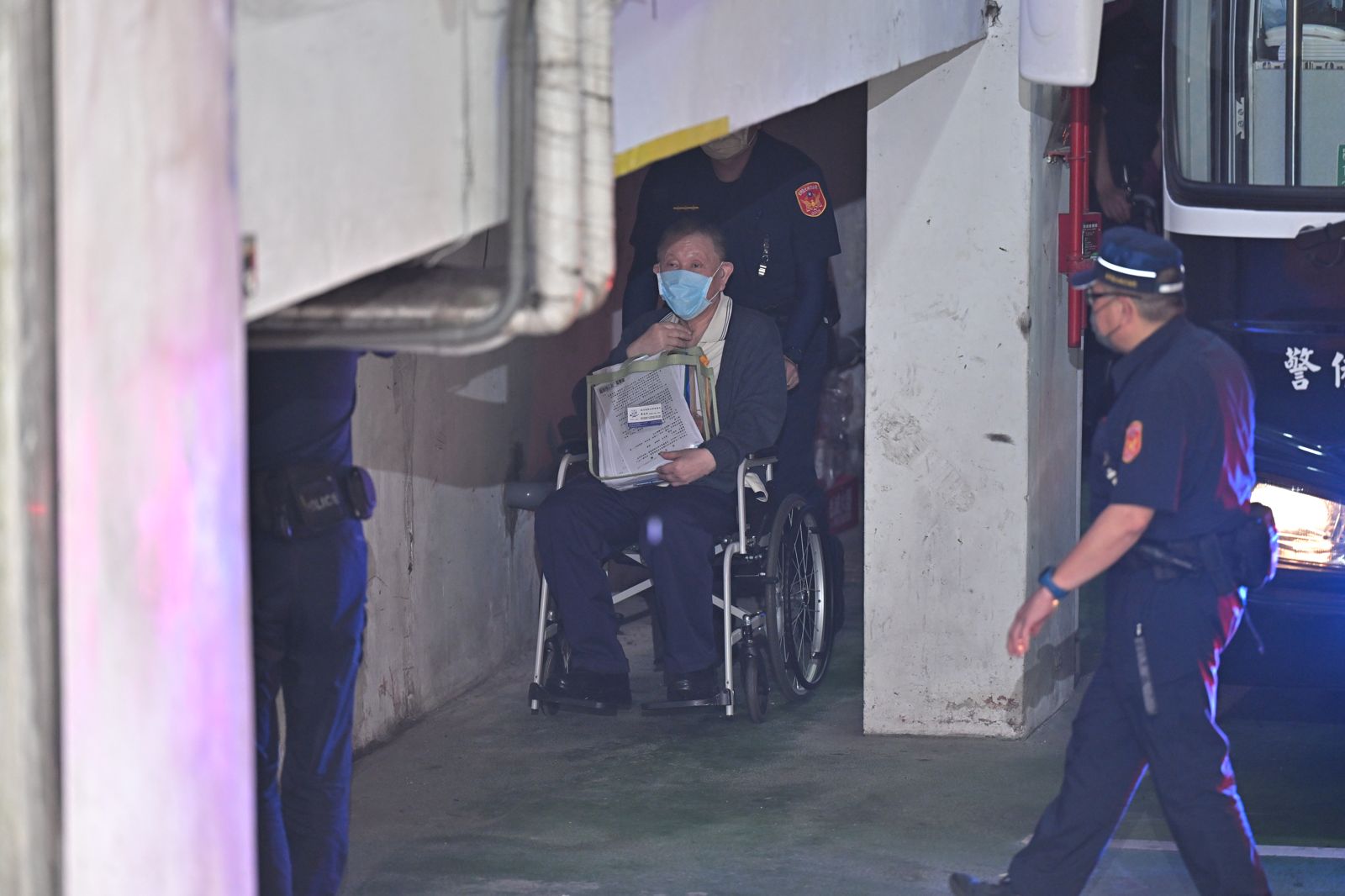 沈慶京盼交保「去三芝海邊探望父母」　法官拋1句話狠打臉