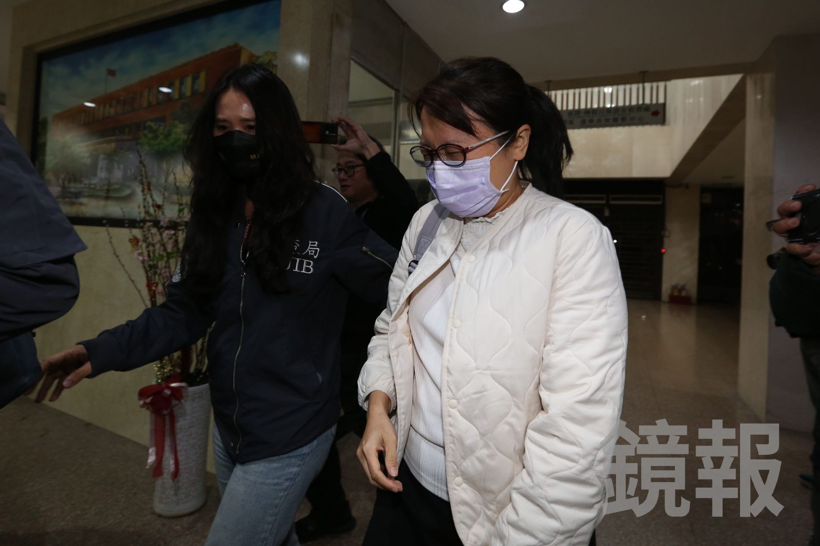 高金素梅捲快篩、助理費與補助款案　檢調兵分30路帶回18人、13人先移送北檢