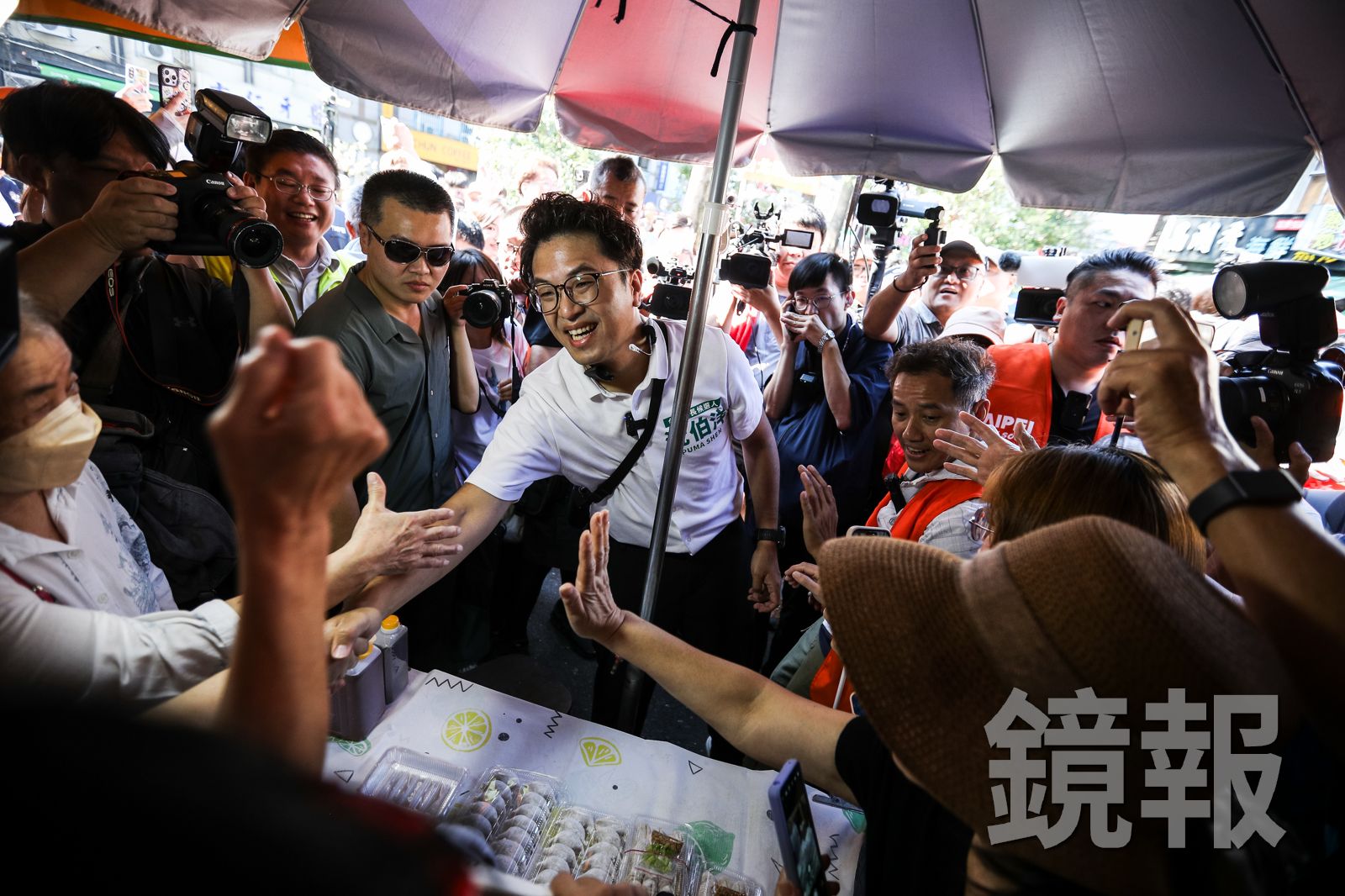 中共啟動「軍事級」認知戰!港媒轟沈伯洋父「賺紅錢」 國安揭幕後攻擊鏈:在地協力者將跟進