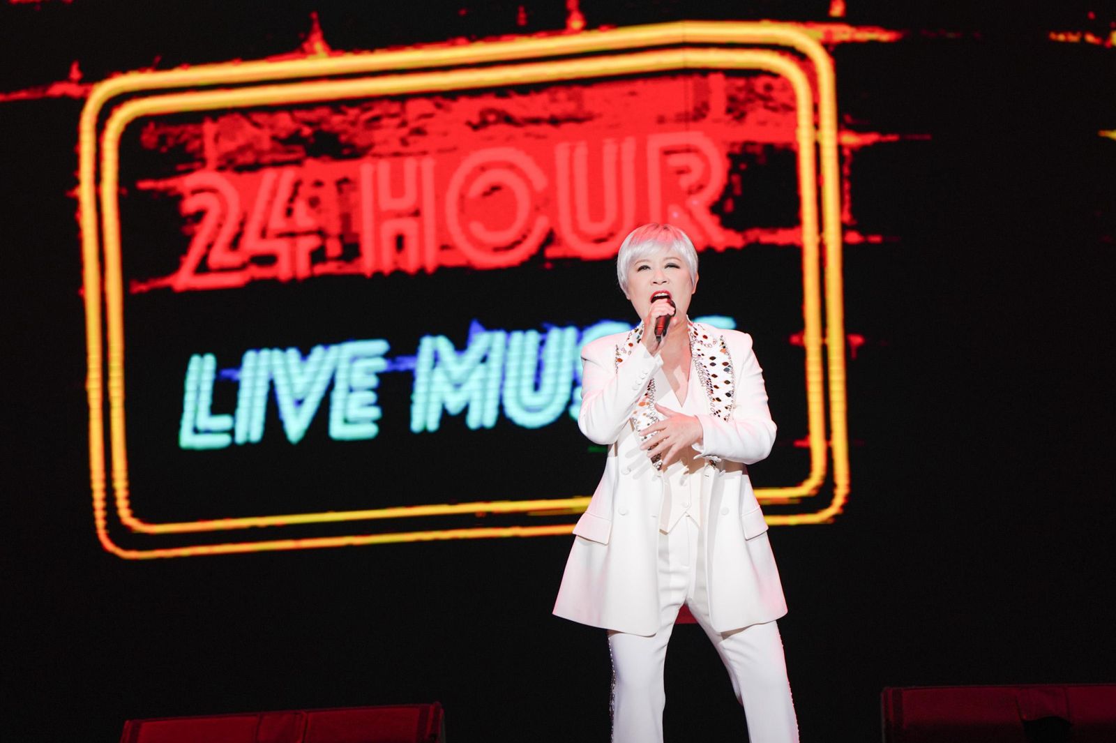 黃小琥霸氣唱返高雄老家！大咖歌后、奧運金牌女神現身力挺