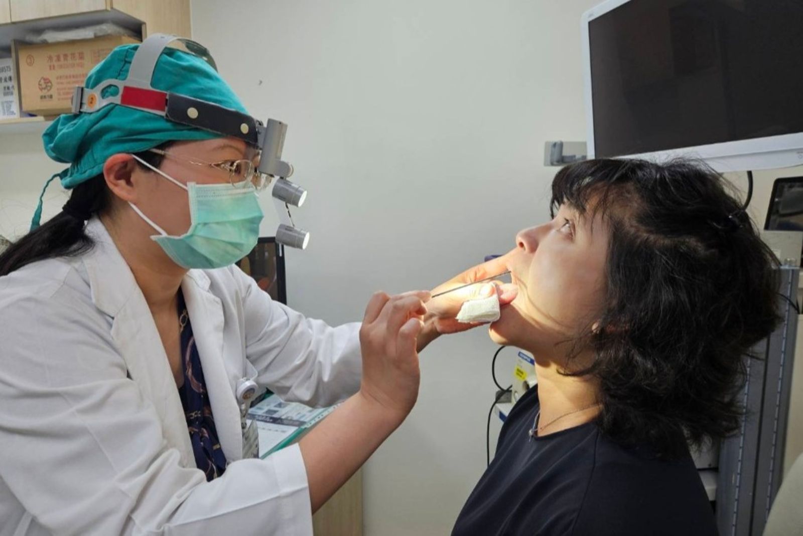 講話容易沙啞失聲？甲狀軟骨成形術幫你找回清亮嗓音