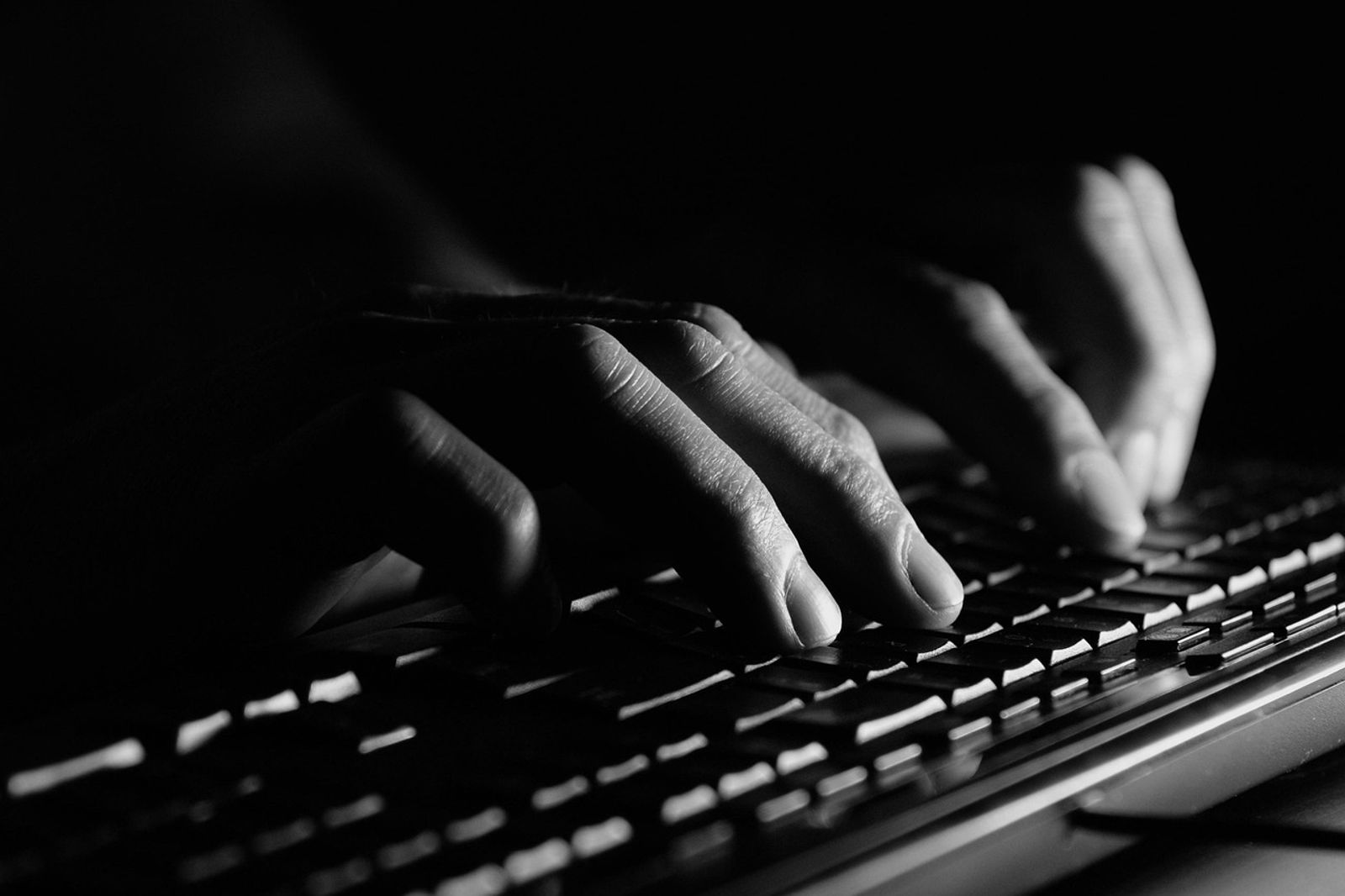 中國大量耽美作品創作者遭逮。示意圖／翻攝自免費圖庫pixabay