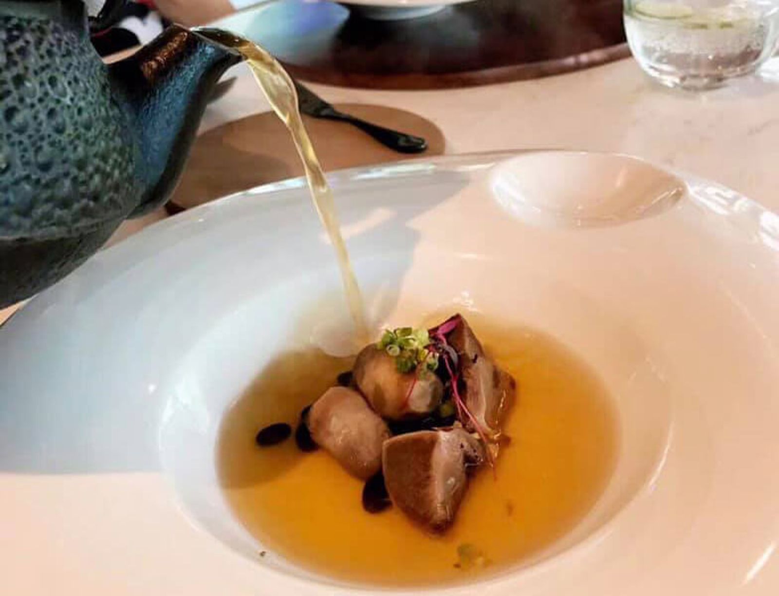Forchetta餐廳美食背後隱藏許多員工的辛酸史。翻攝餐廳粉專
