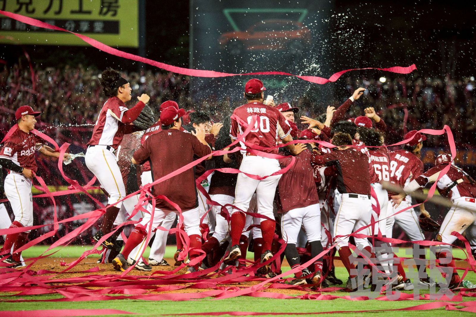 樂天桃猿奪冠、但贏家是7-11收銀機！超商封王優惠一次看