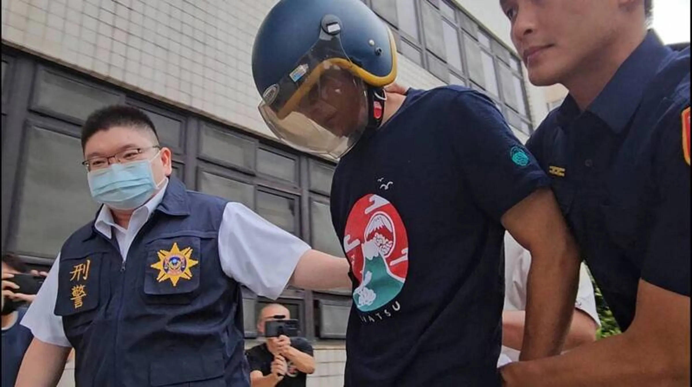 土城家暴男當街「瘋狗式」砍殺妻、小姨子!家屬求判死落空 國民法官一審判無期徒刑