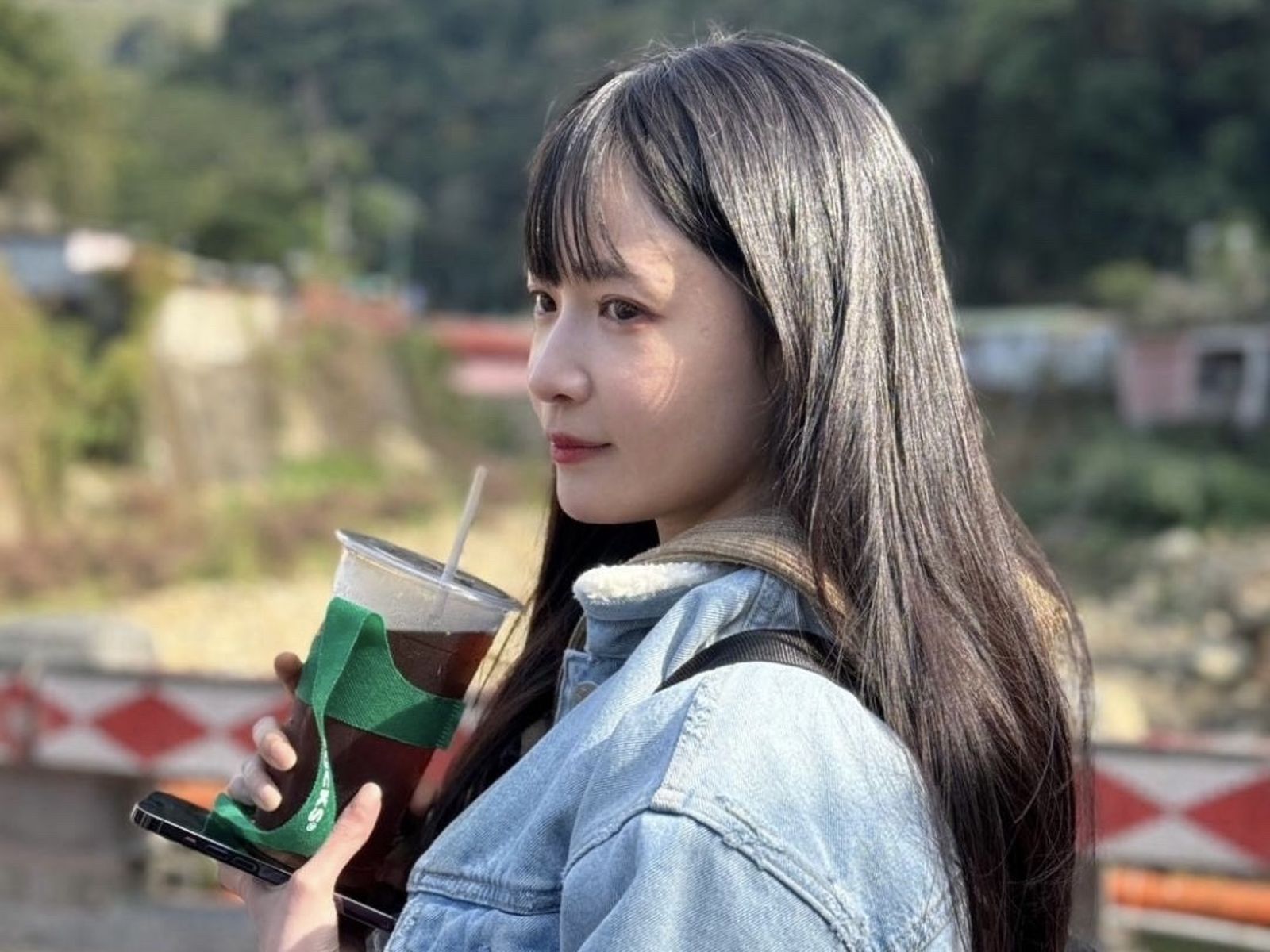 網紅實況主掉包求看監視器遭拒！餐廳嗆「畫面是商業機密」　總公司傻眼怒解約