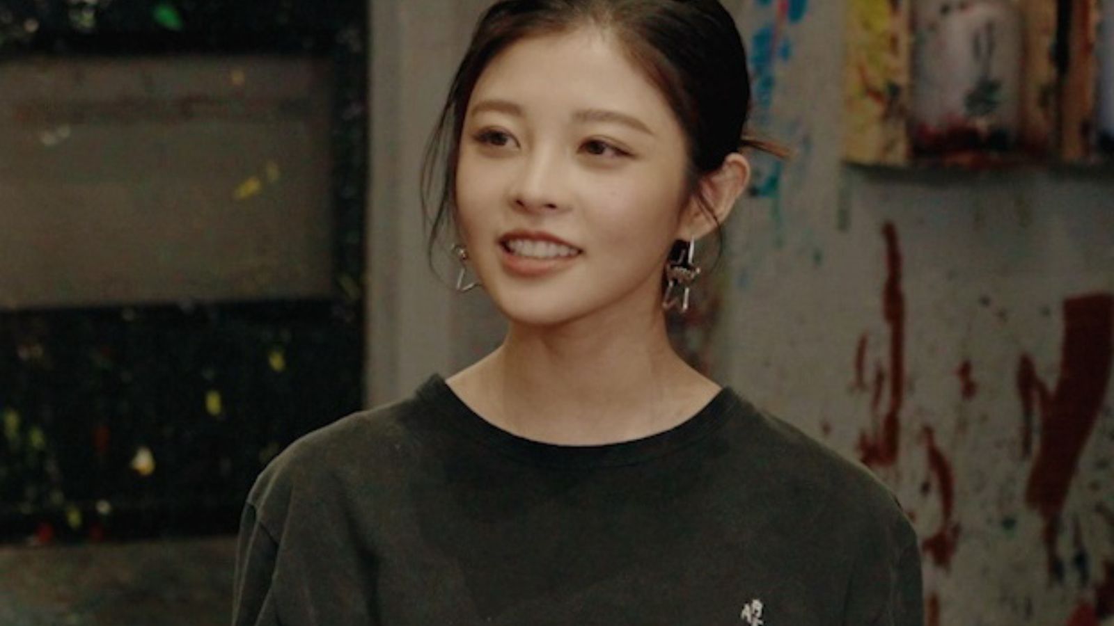 詹子萱拍大尺度床戲！合約詳記「股溝露幾公分」　自爆拍攝內幕