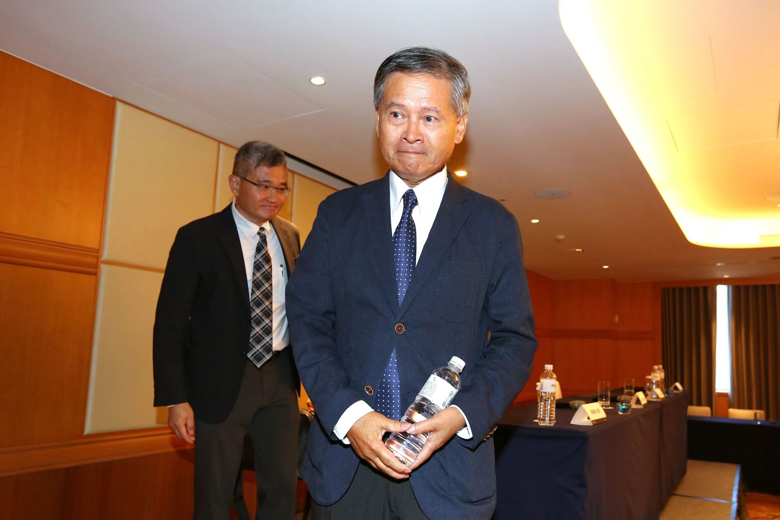 黃崇仁逝世 力積電代理董座謝再居一度哽咽感謝股東支持 張忠謀將任治喪委員會主委