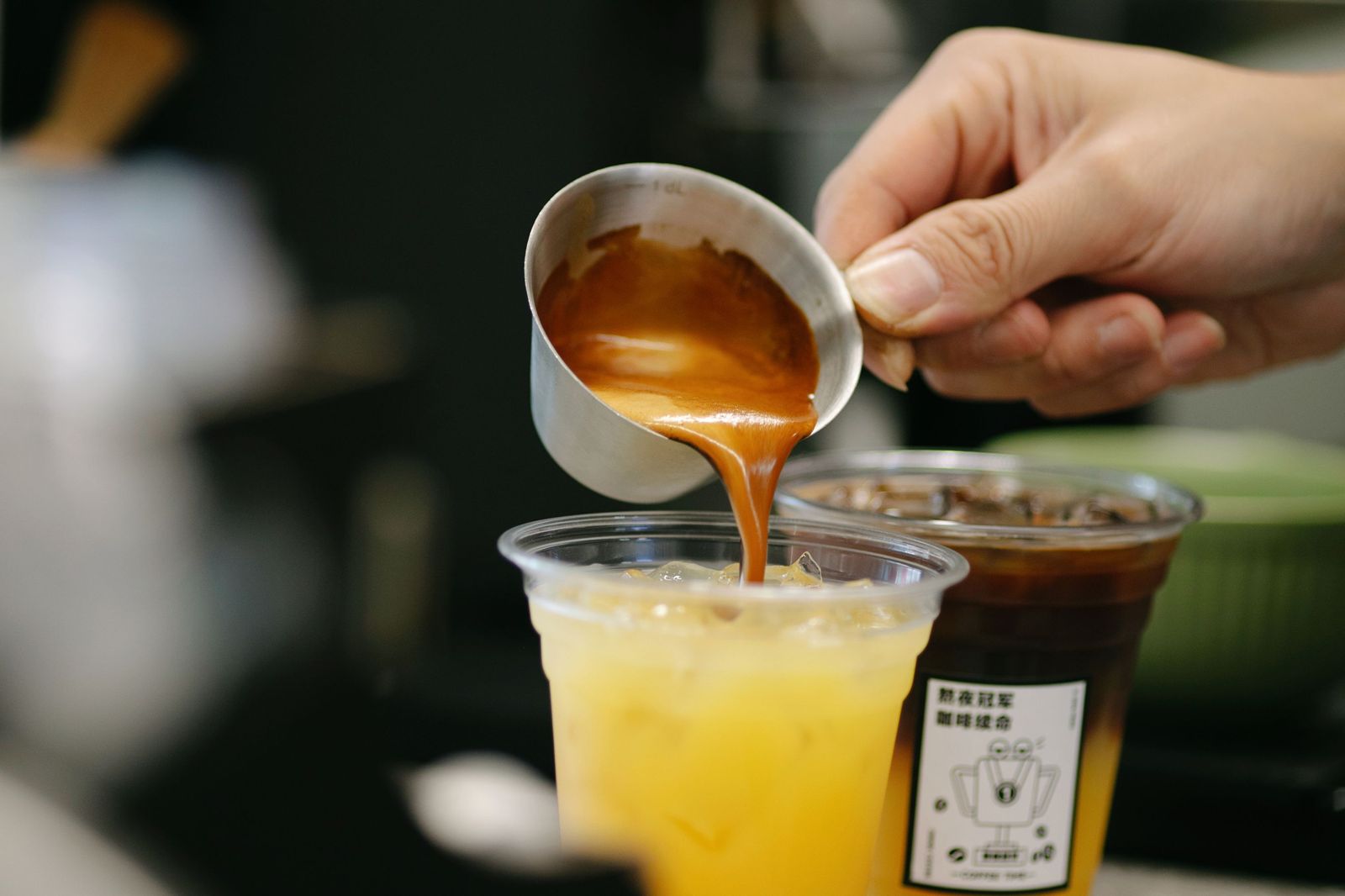 早餐吃麵包!40多歲男天天「1飲食搭配」血糖飆破400 眼底微血管大破裂