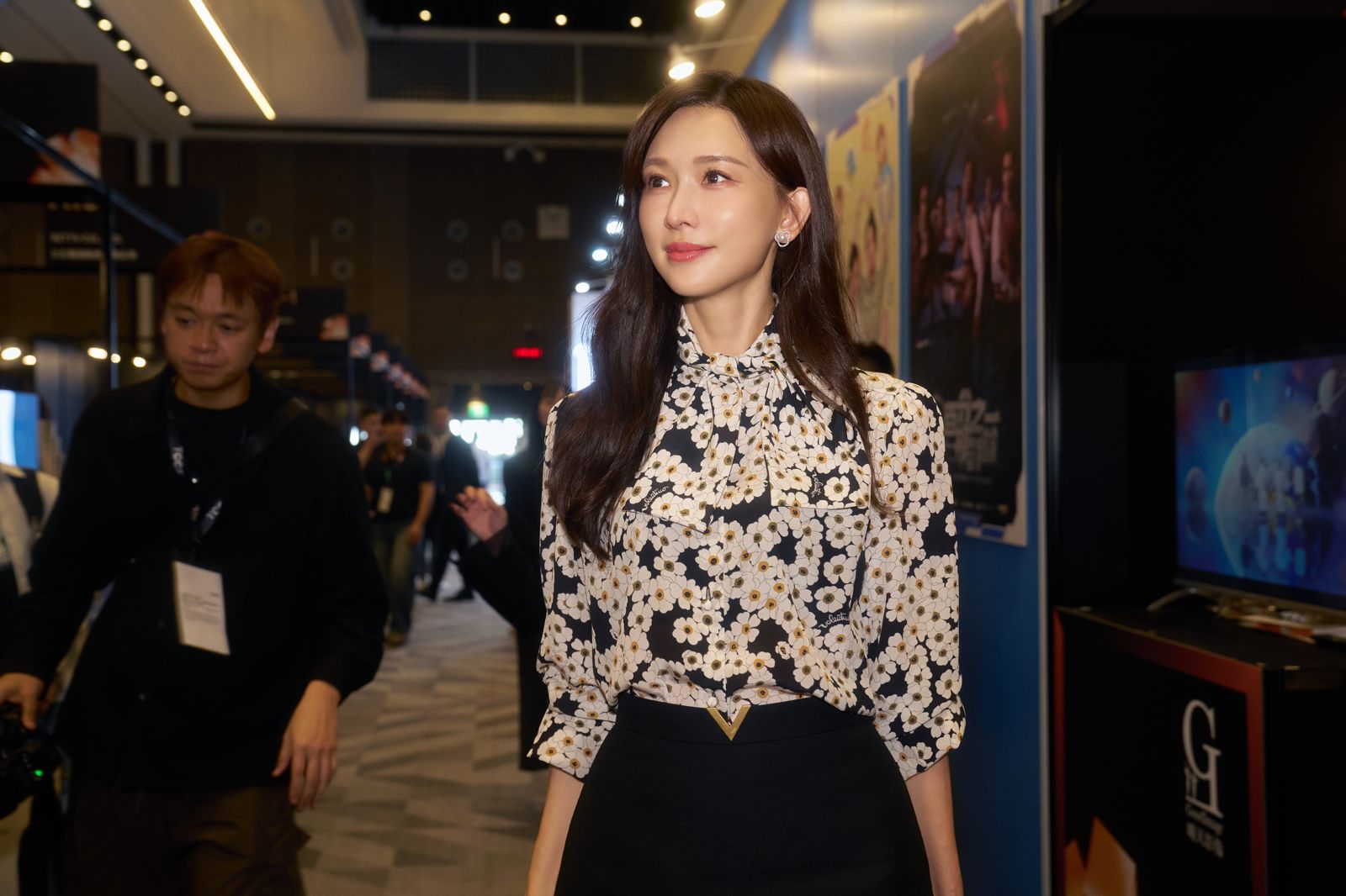 林志玲看小S金鐘復出「走出來就哭了!」 想念「被罵」揭重返螢光幕唯一條件