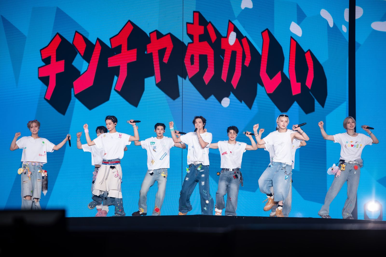 直擊/&TEAM拱全場「喊王哥」 王奕翔清唱〈晴天〉秒破音:別那邊說MAKI中文歌唱得比我好