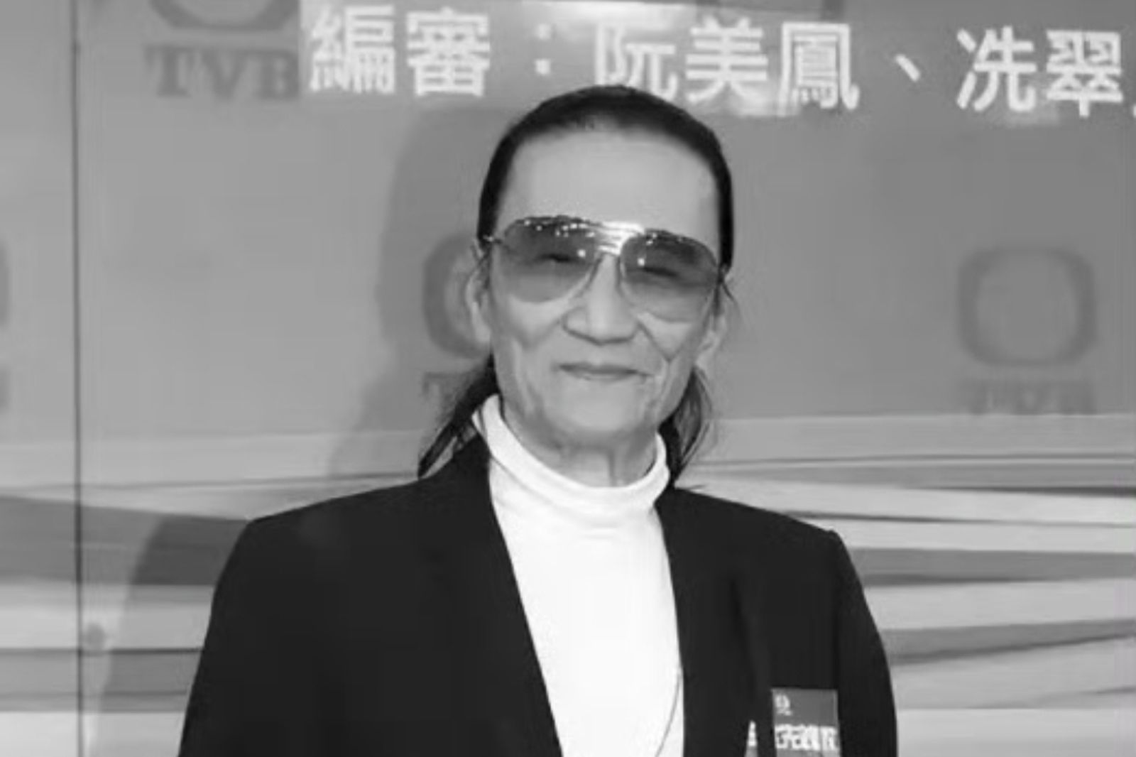謝賢晚年無助心聲惹鼻酸!靠人安排生活60年 謝霆鋒揭父親天天喊「等死」