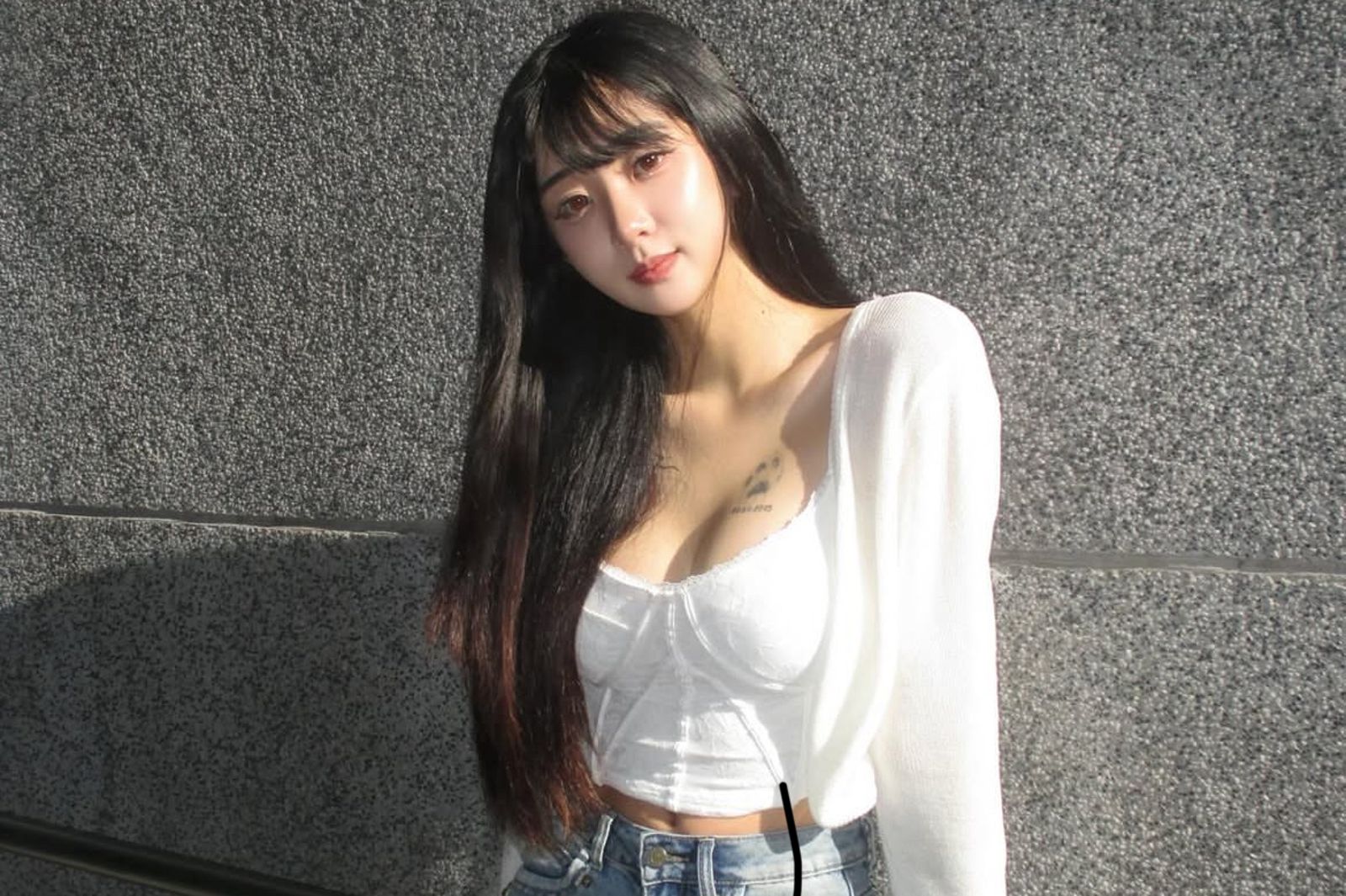 黑男街頭巧遇！袁惟仁20歲女兒高顏值曝光　網看傻：比李珠珢還正