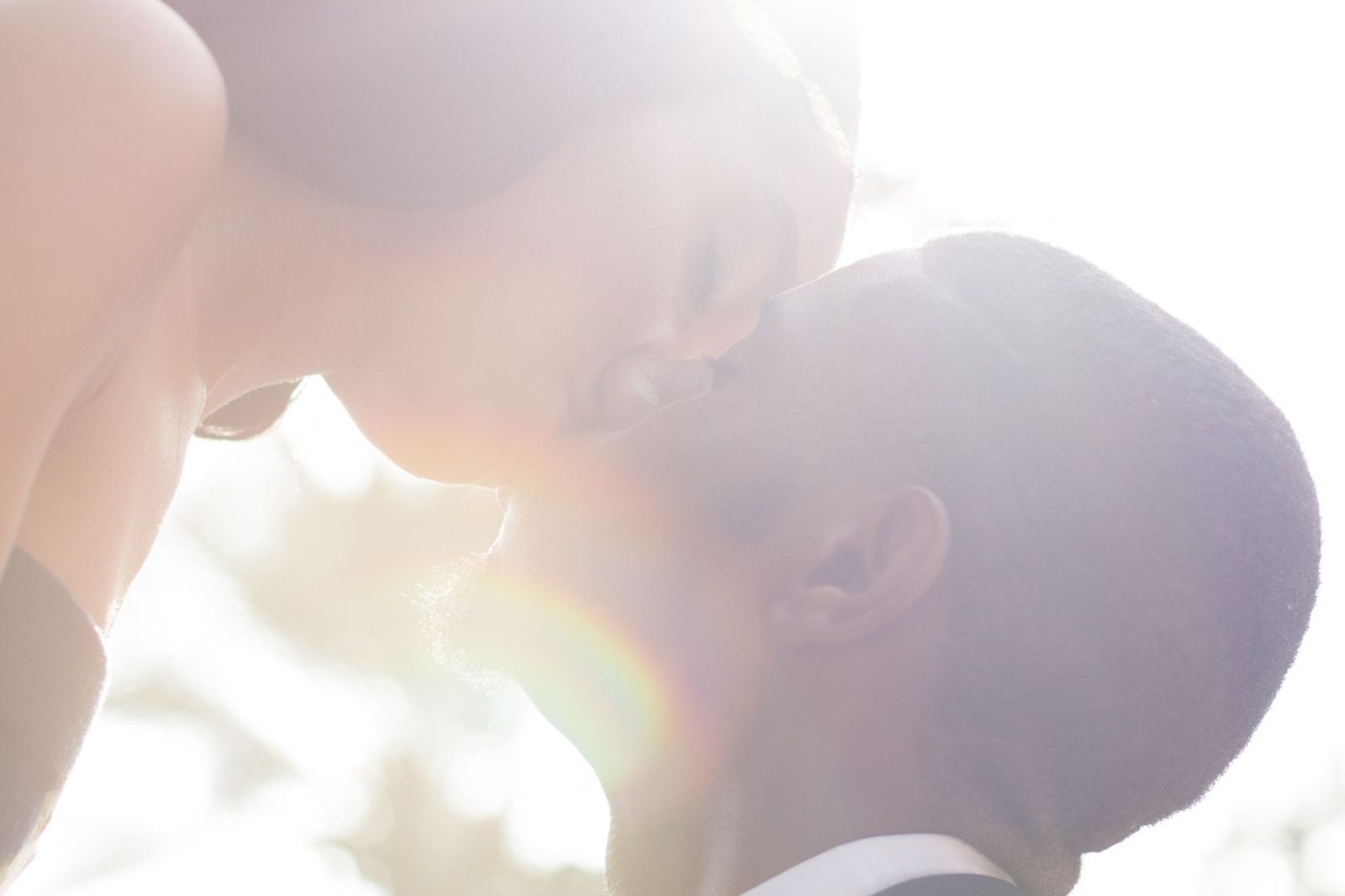 人妻解鎖外籍「與黑人3P激戰」！綠帽夫怒提告　斬斷19年婚