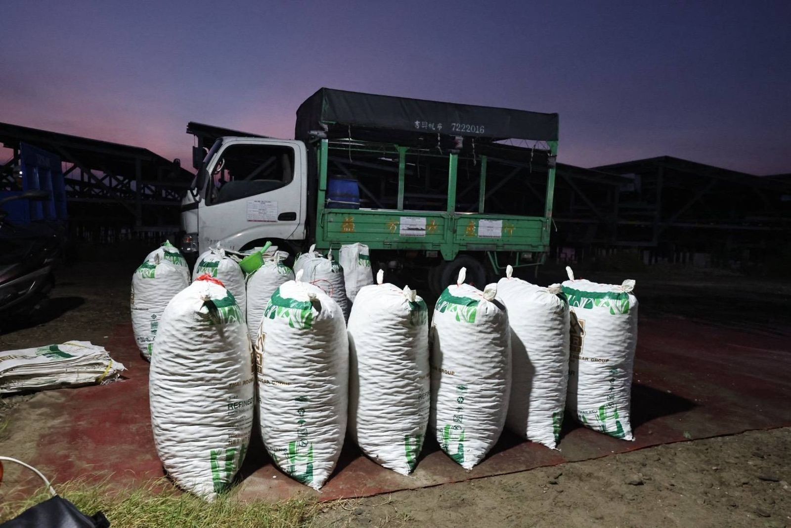 172MW綠電＋105池海味　七股光電案場成了「文蛤樂園」？