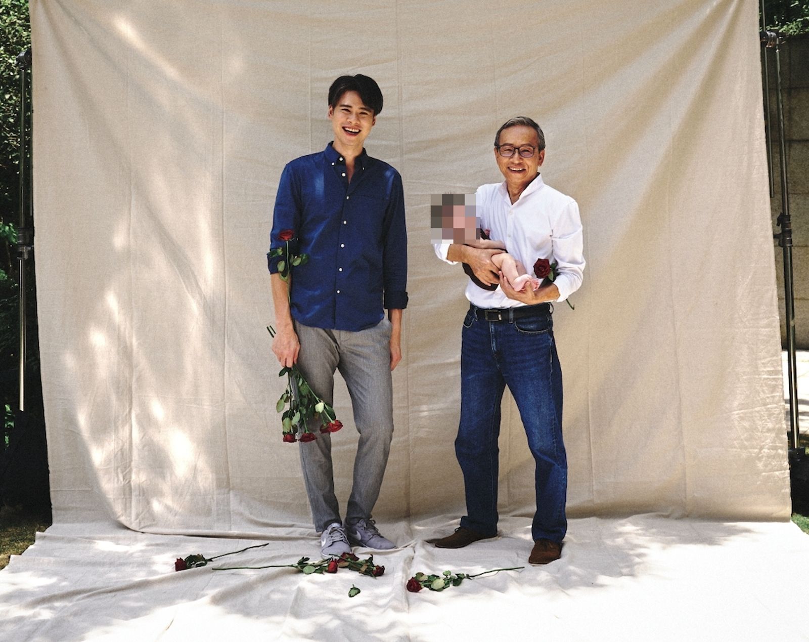 吳定謙（左）生下大兒子後，曾與吳念真三代同框一起接受雜誌訪問。媽媽寶寶提供