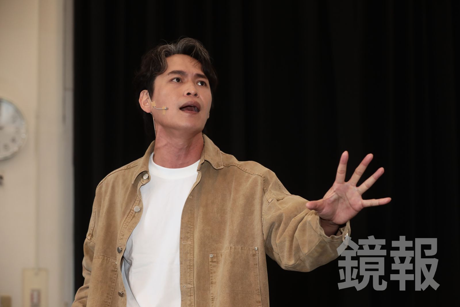 萁媽月領3萬5還有年終獎金！黃鐙輝認了想打她　關鍵原因答應不合理要求：否則會暴斃