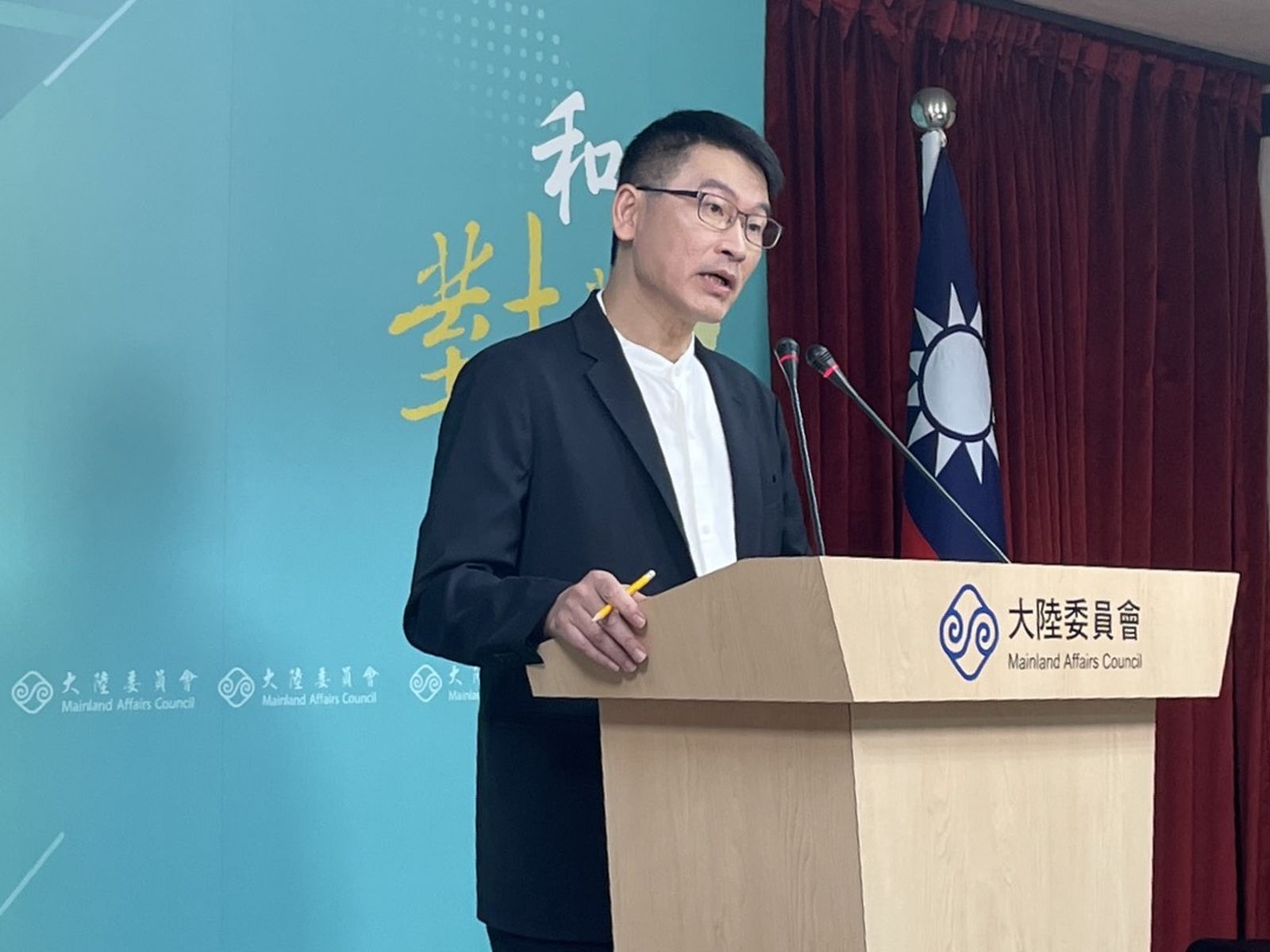 國台辦嗆追究「損毀中國護照」　陸委會：恐嚇陸配予以譴責