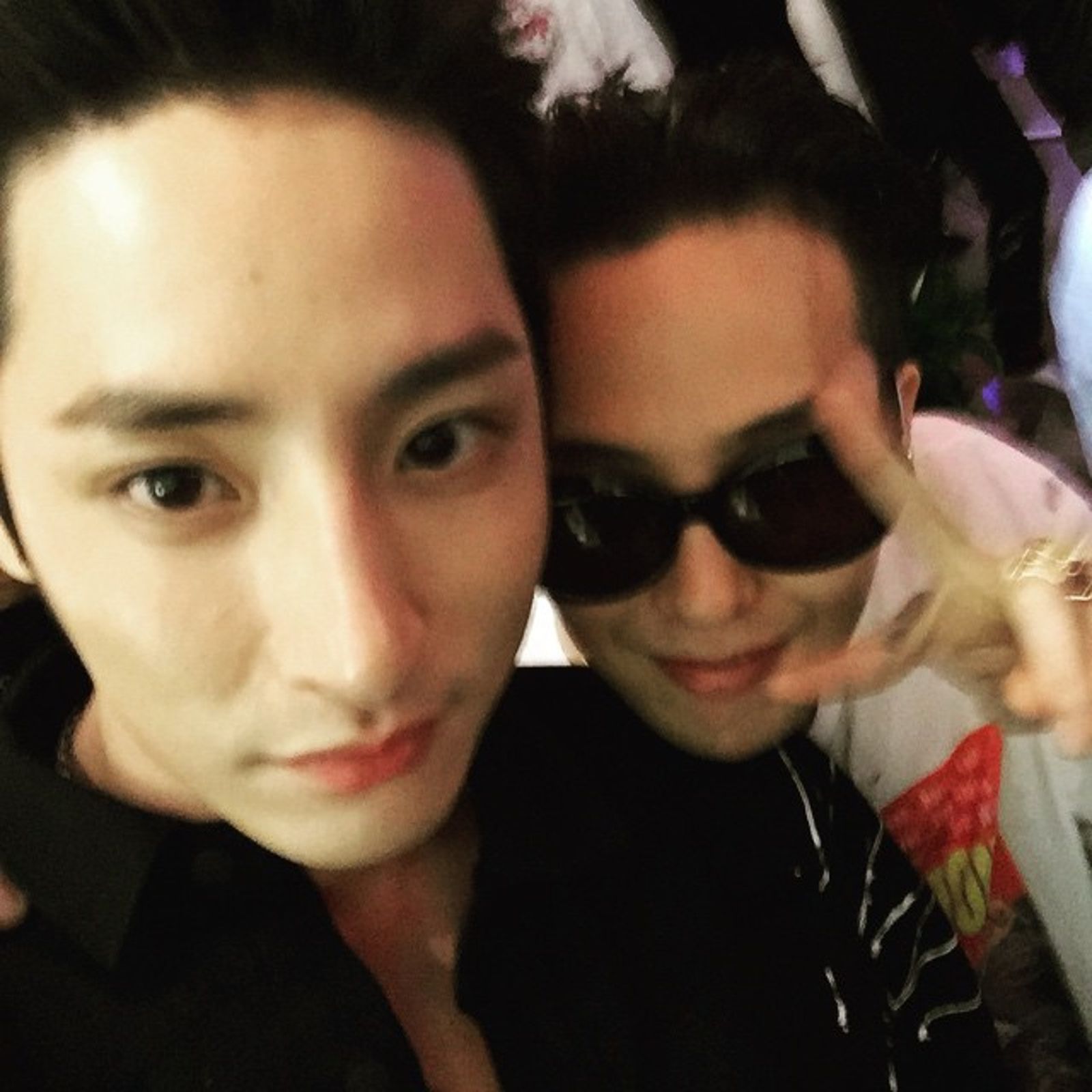 李洙赫(左)與GD是從小就認識的好友。翻攝IG@leesoohyuk