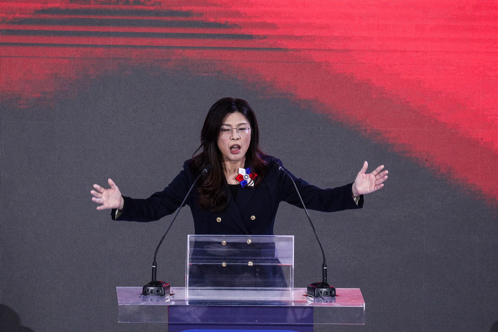 陳嘉宏專欄：鄭麗文呈上一本投名狀