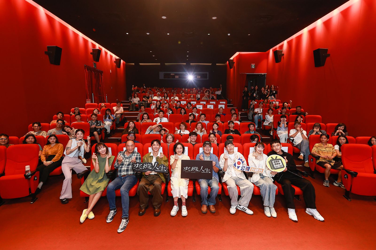 洪毓璟挑大梁為戲探訪街友　楊麗音扮拾荒老人教點數換物秘訣