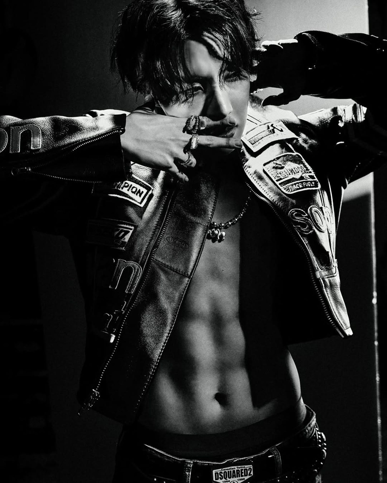 j-hope為了新歌狂練腹肌。翻攝IG@uarmyhope